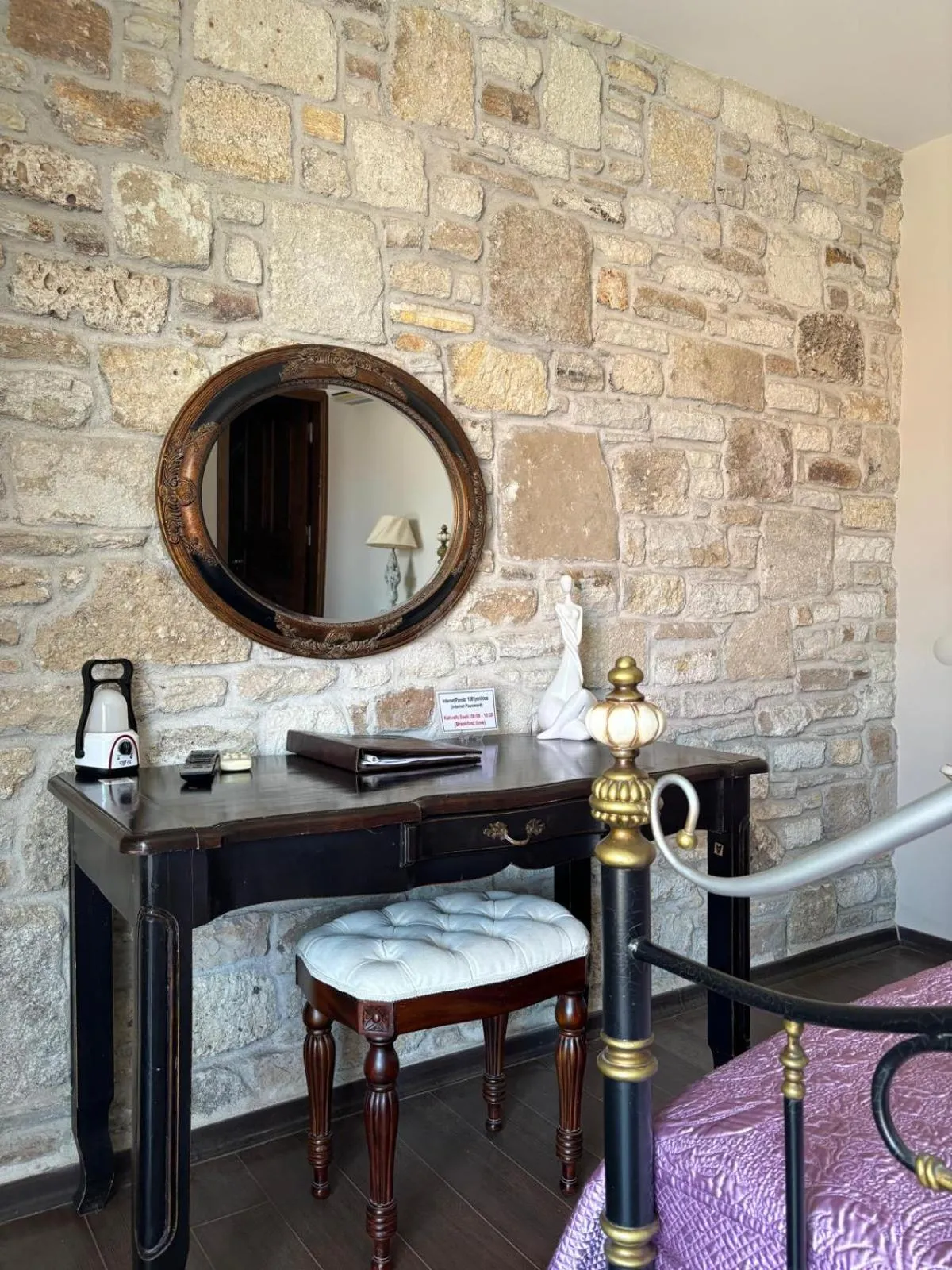 Decorative detail in Griffon Hotel