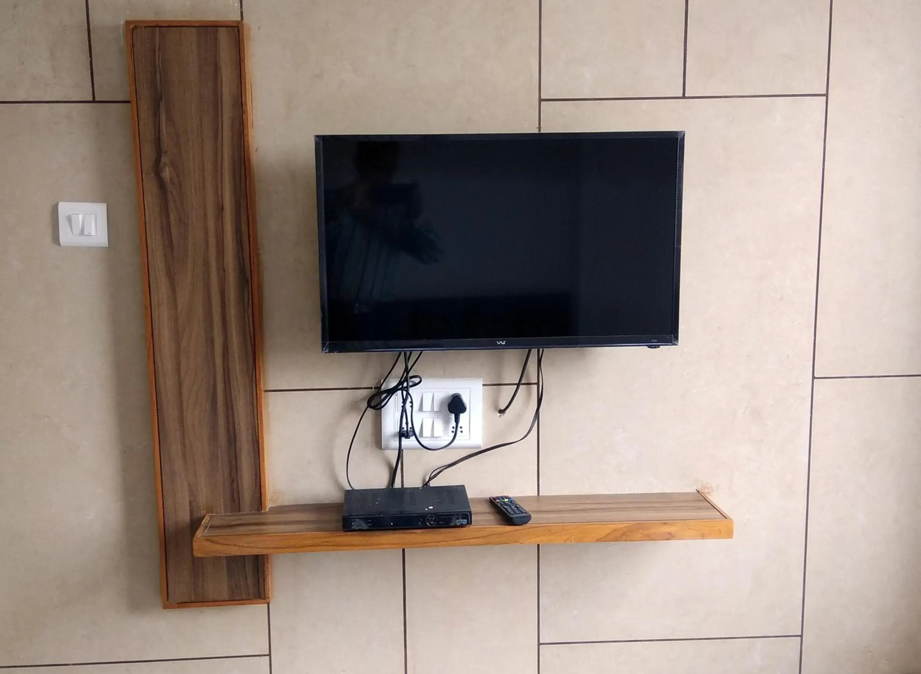 TV and multimedia in Hotel Milan TV and multimedia in Hotel Milan