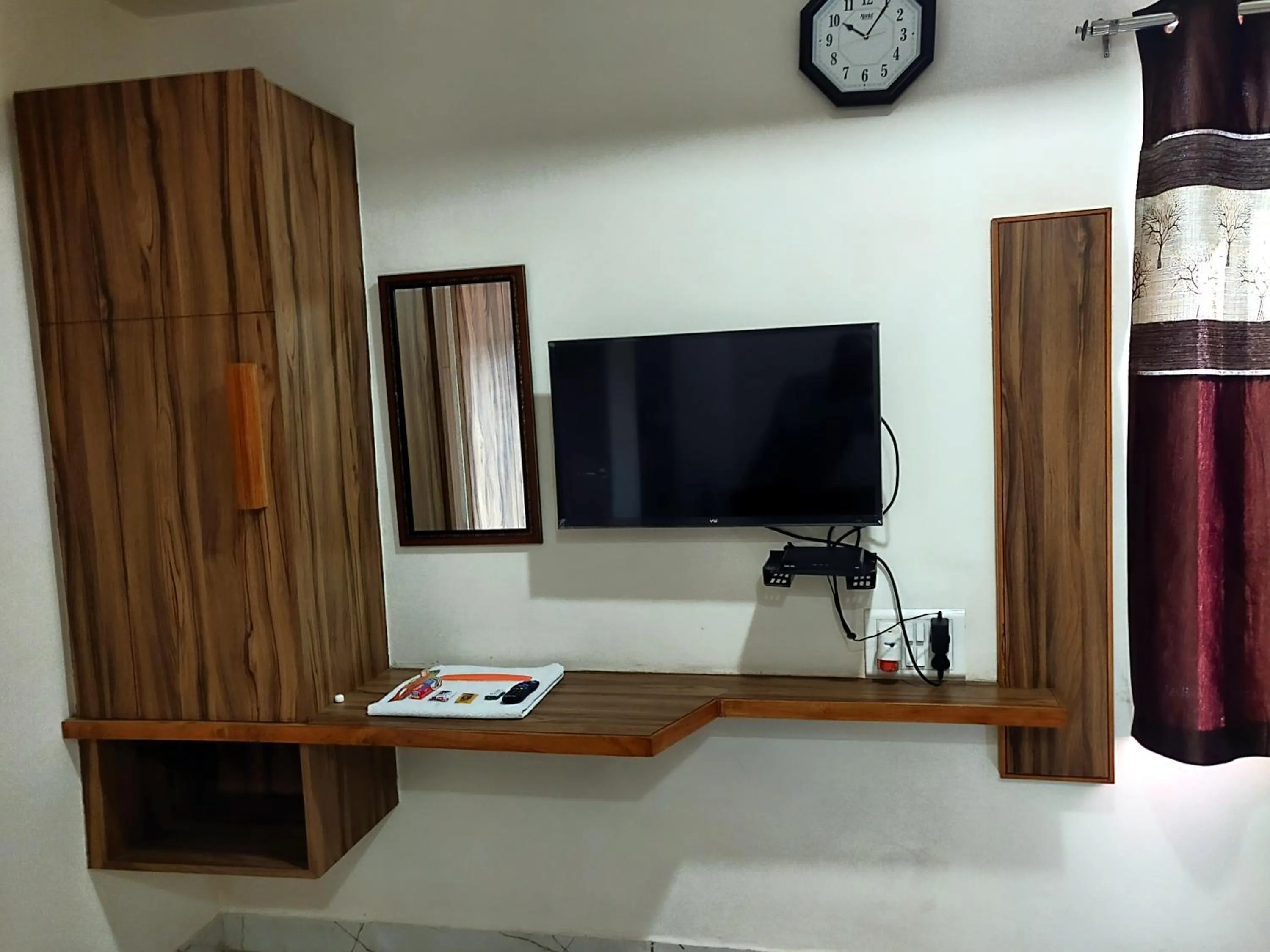 TV and multimedia in Hotel Milan