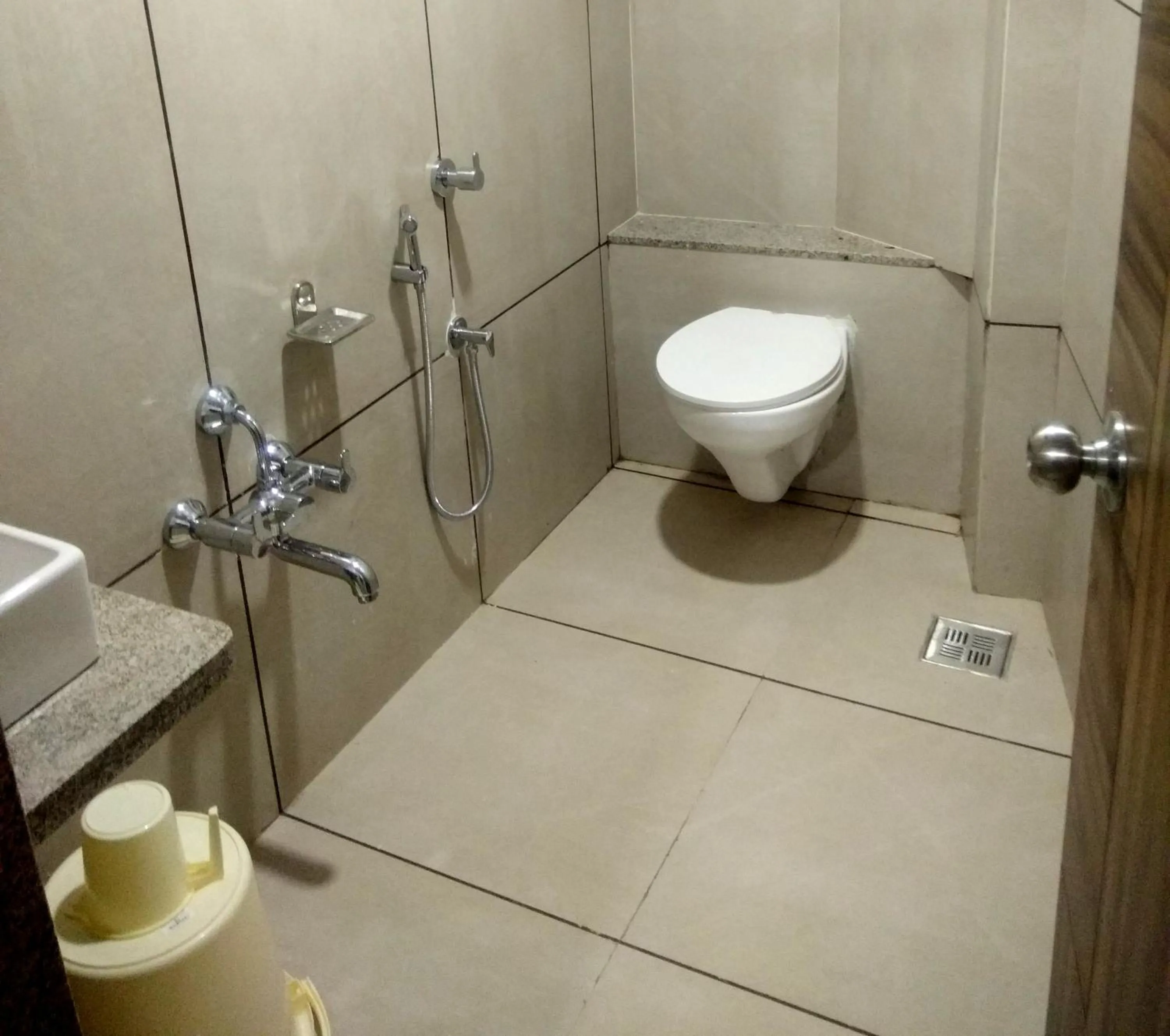 Bathroom in Hotel Milan