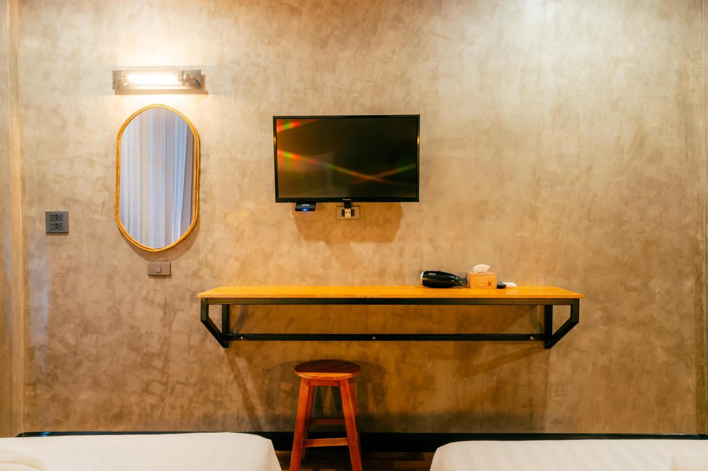 Lanta Chaolay