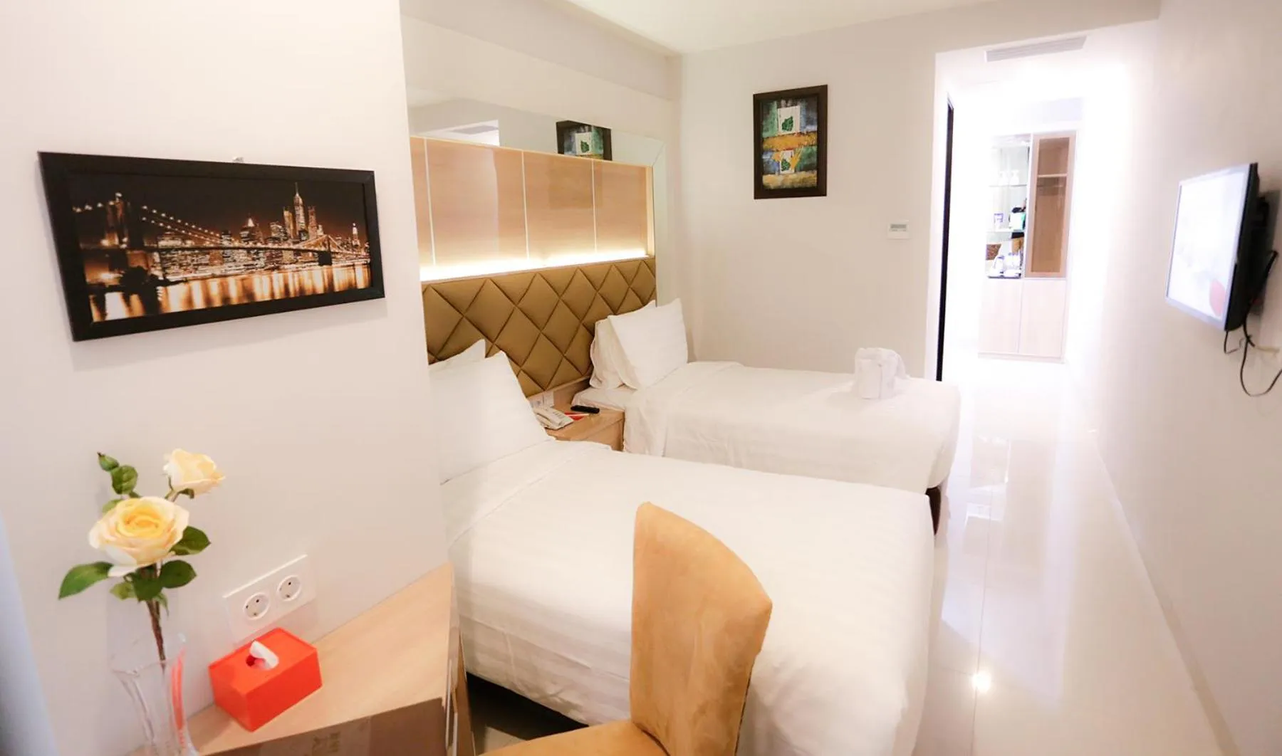 Bed in Hotel Daily Inn