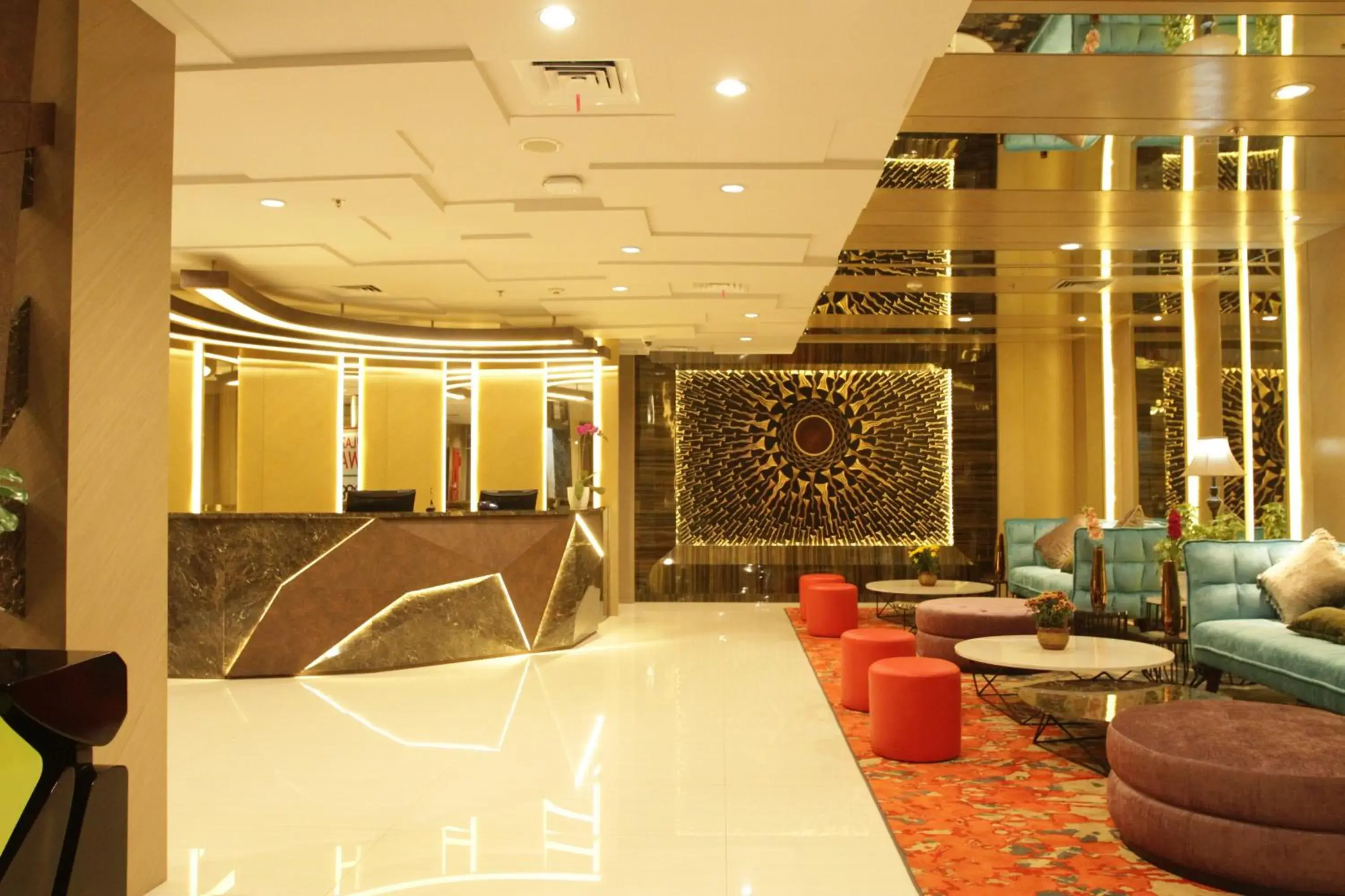 Lobby/Reception in Hotel Daily Inn