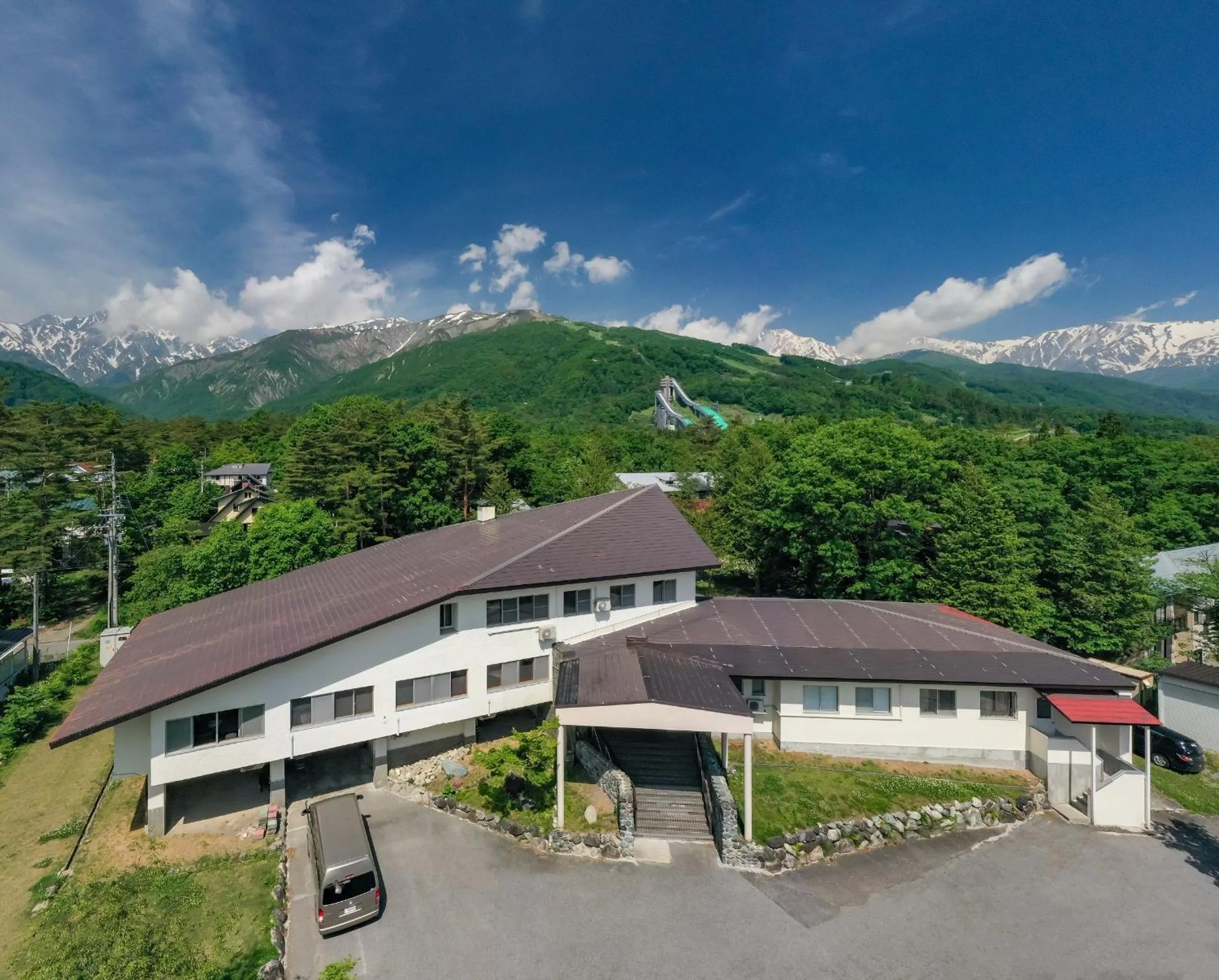 Property building in Nomad Hakuba