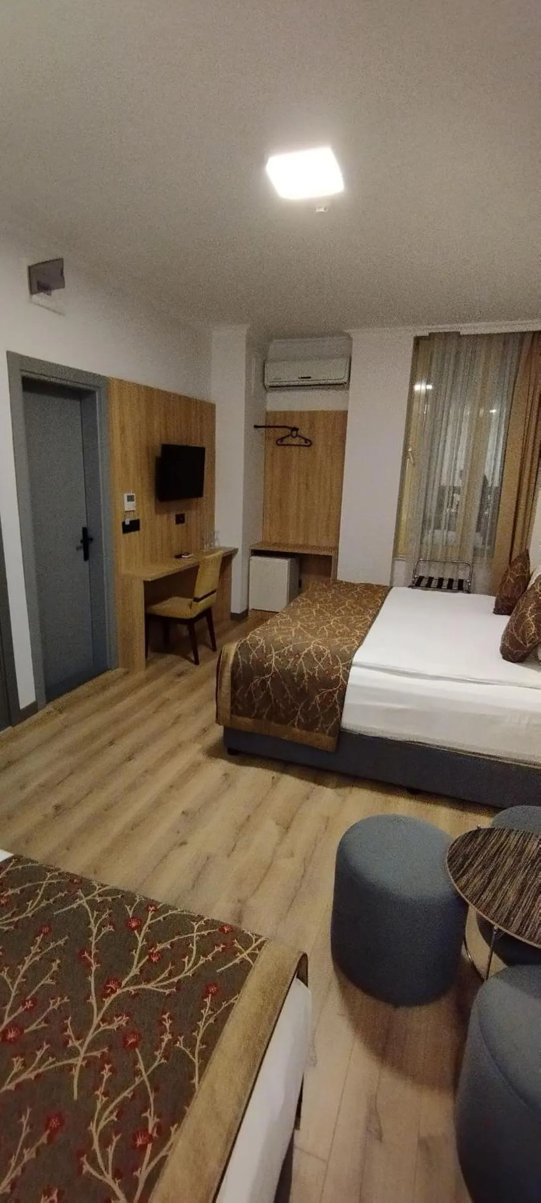 Bed in Pendik Marine Hotel