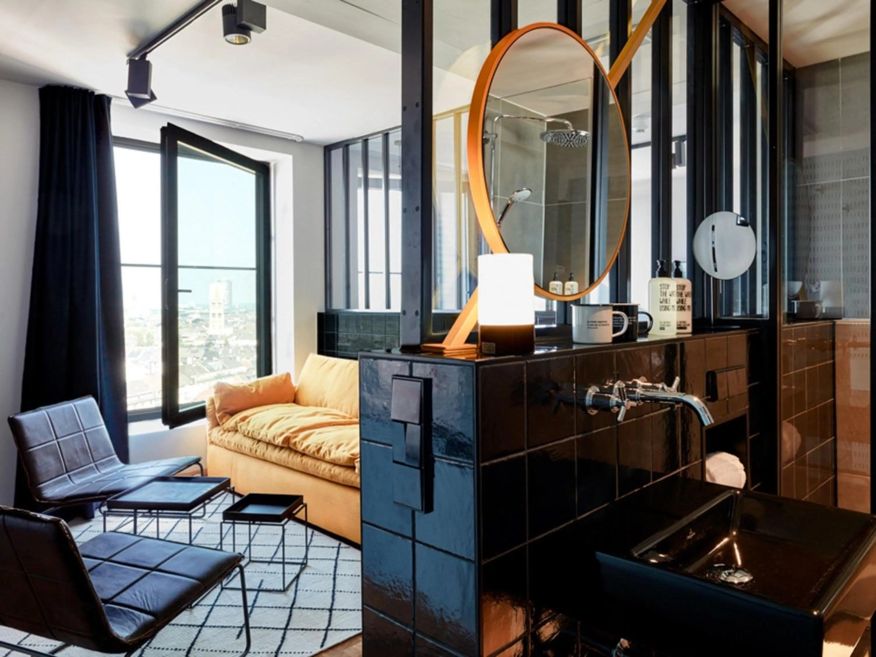 Bedroom in 25hours Hotel Das Tour