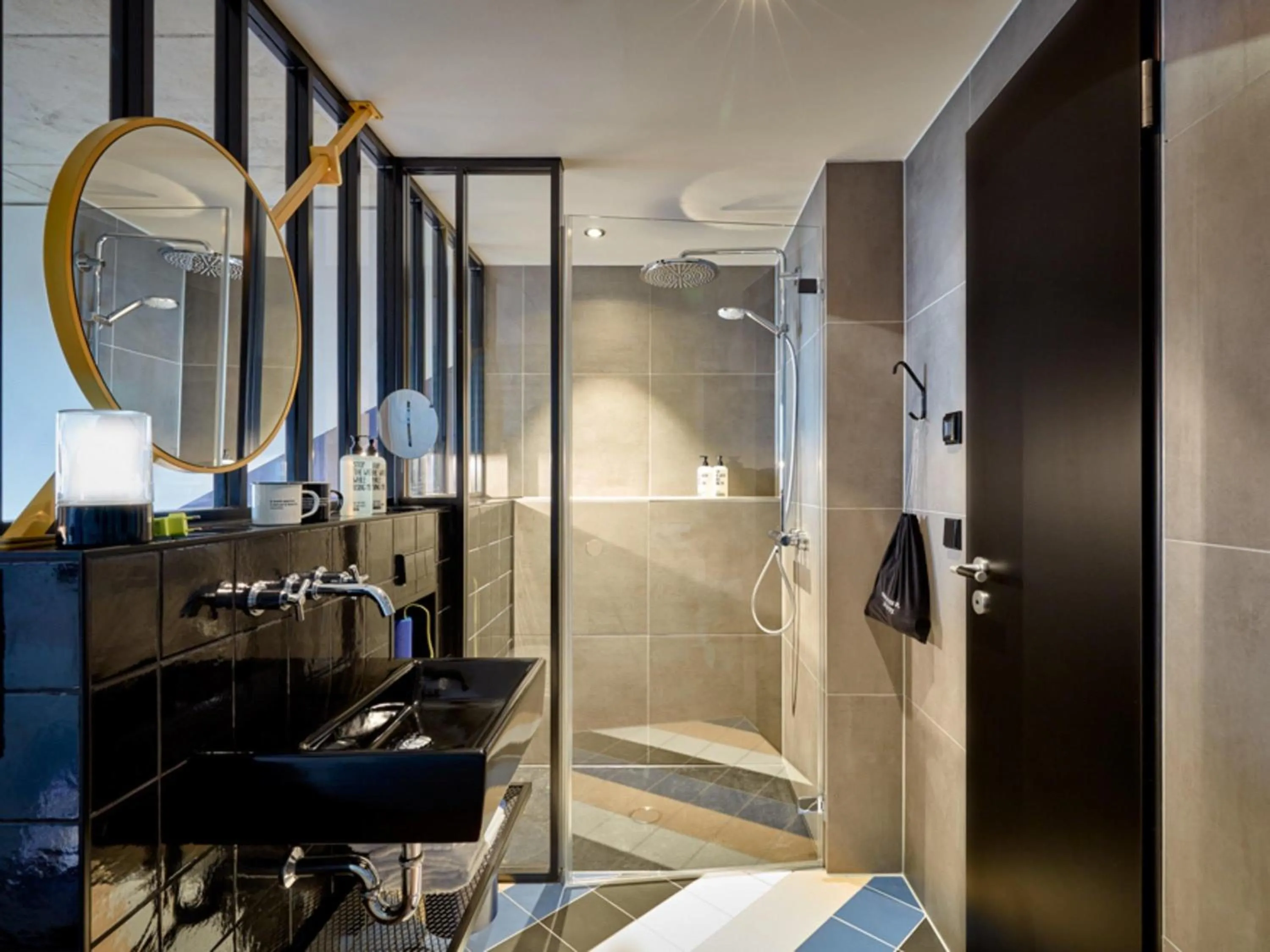 Bedroom in 25hours Hotel Das Tour