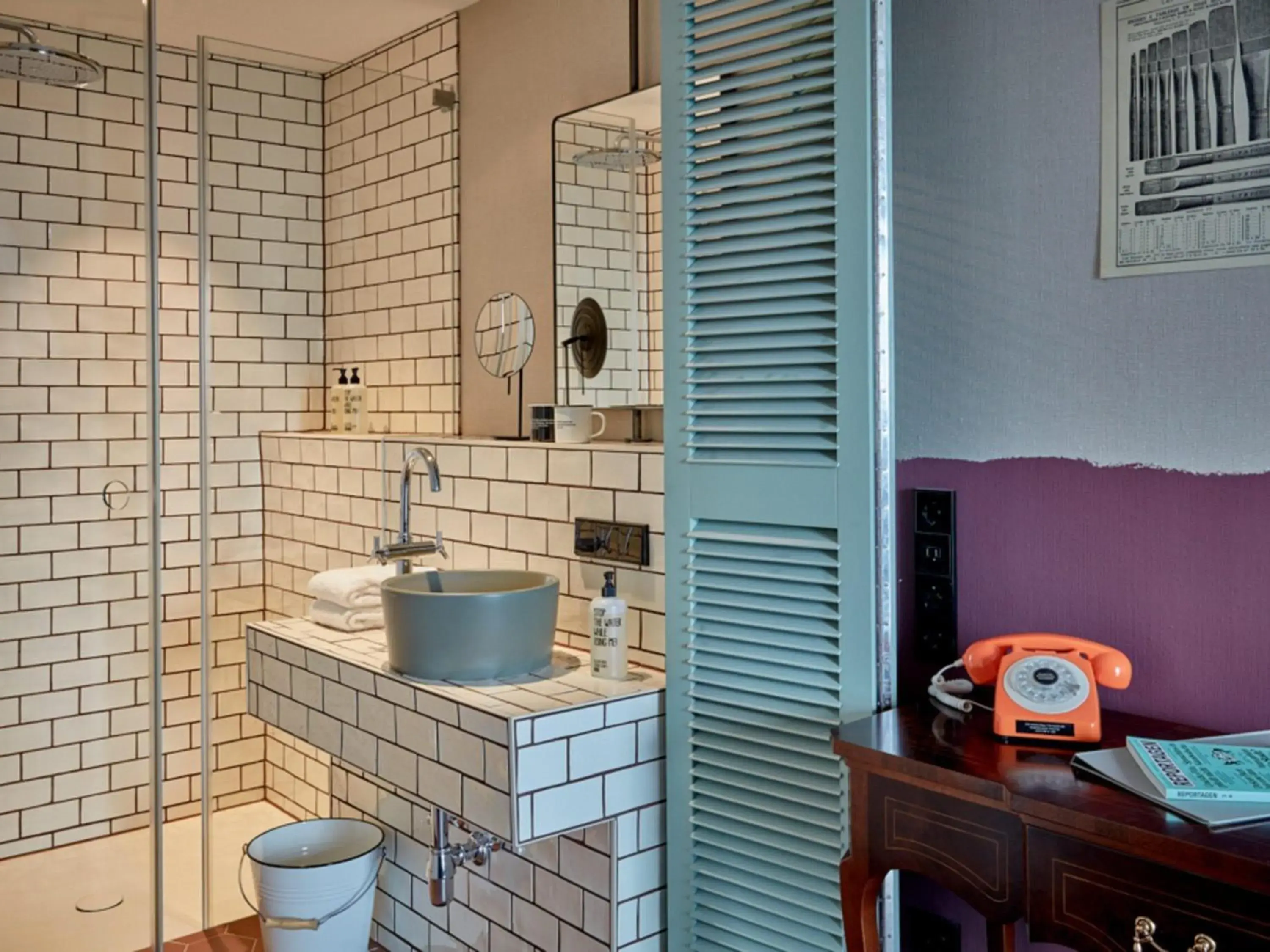 Bedroom in 25hours Hotel Das Tour Bedroom in 25hours Hotel Das Tour