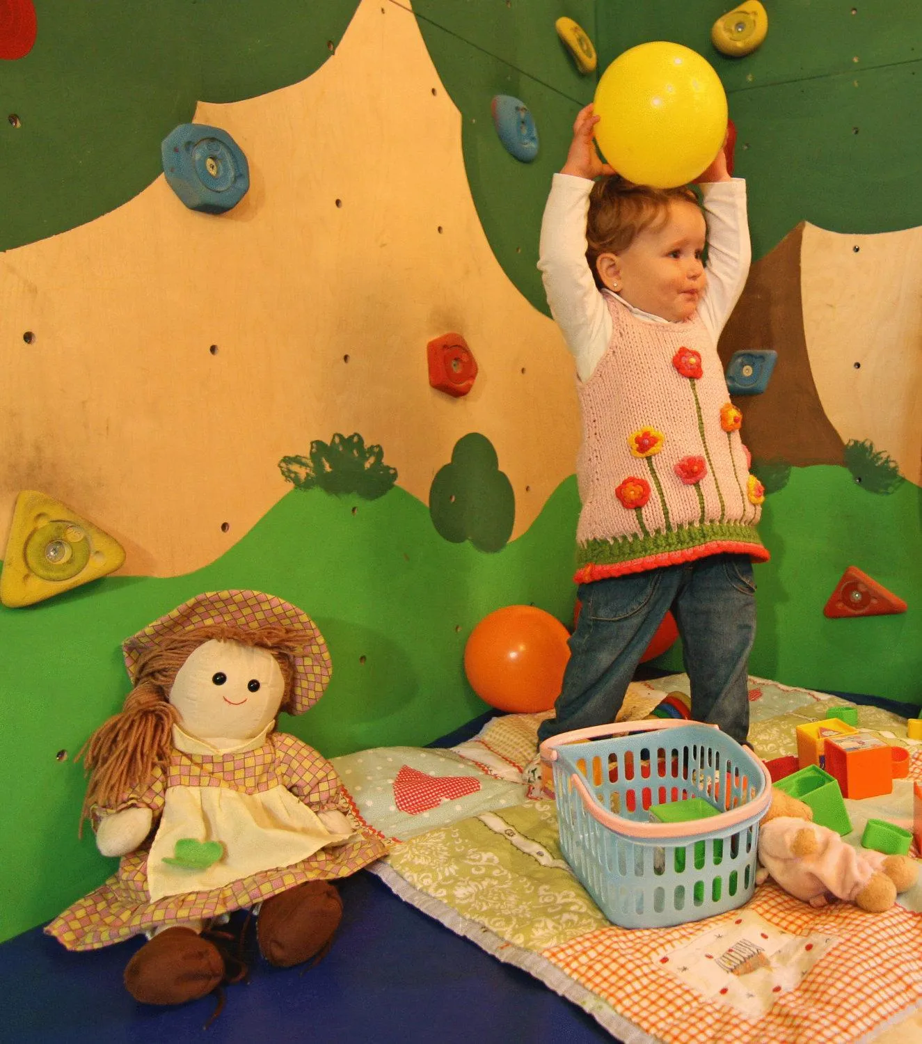 Children play ground in Aparthaus Camping Stubai