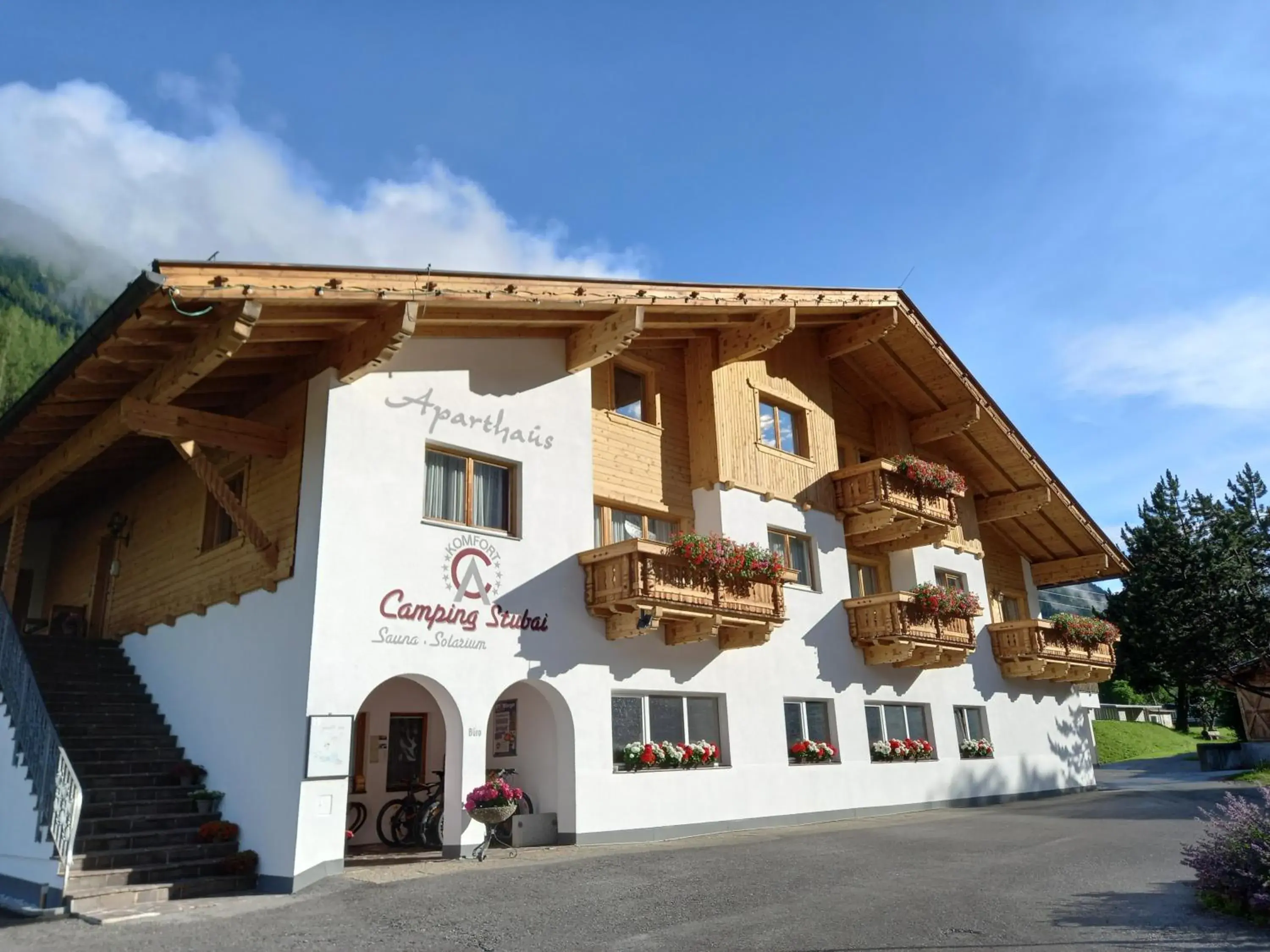 Aparthaus Camping Stubai Aparthaus Camping Stubai