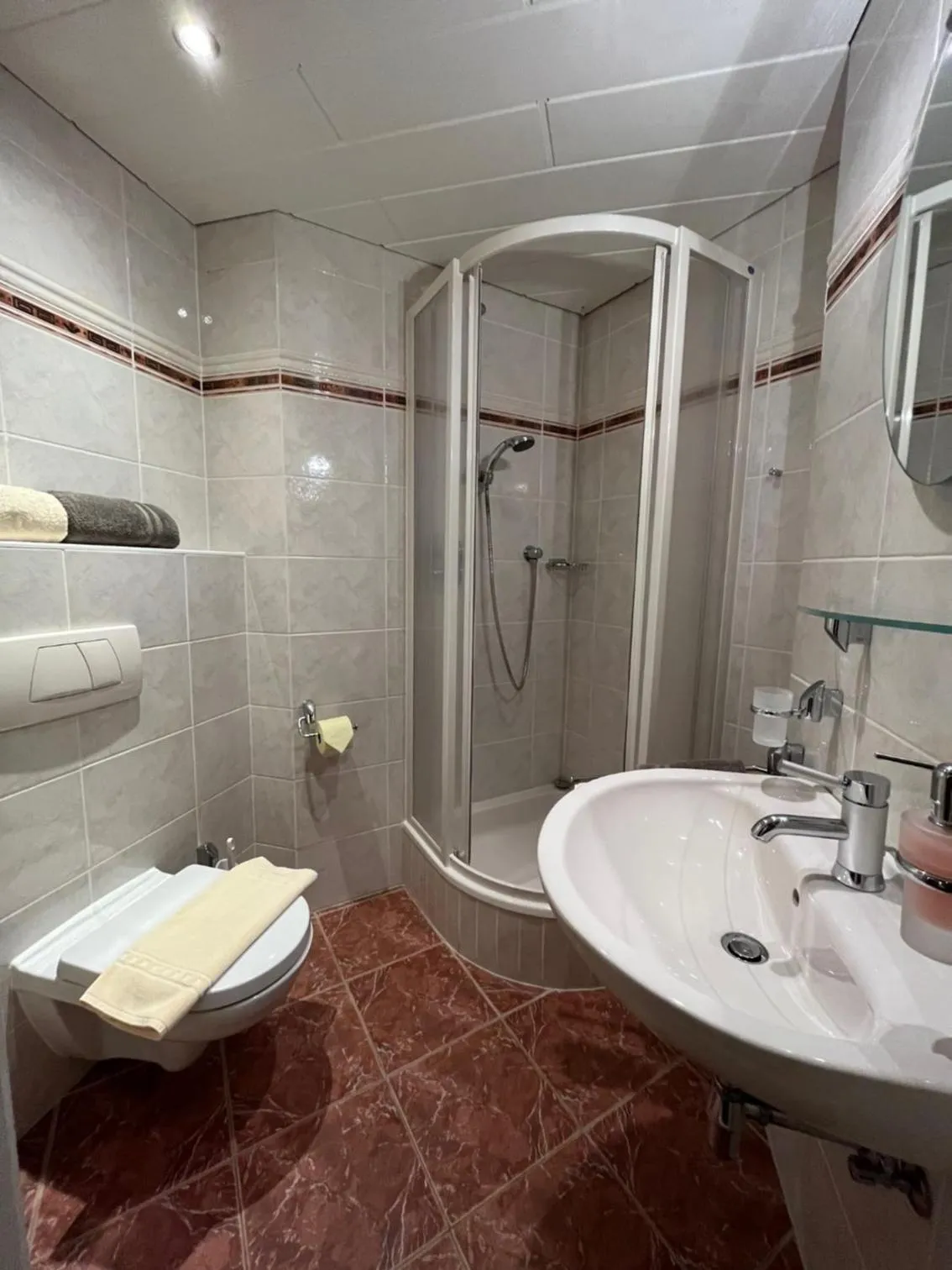 Shower in Aparthaus Camping Stubai