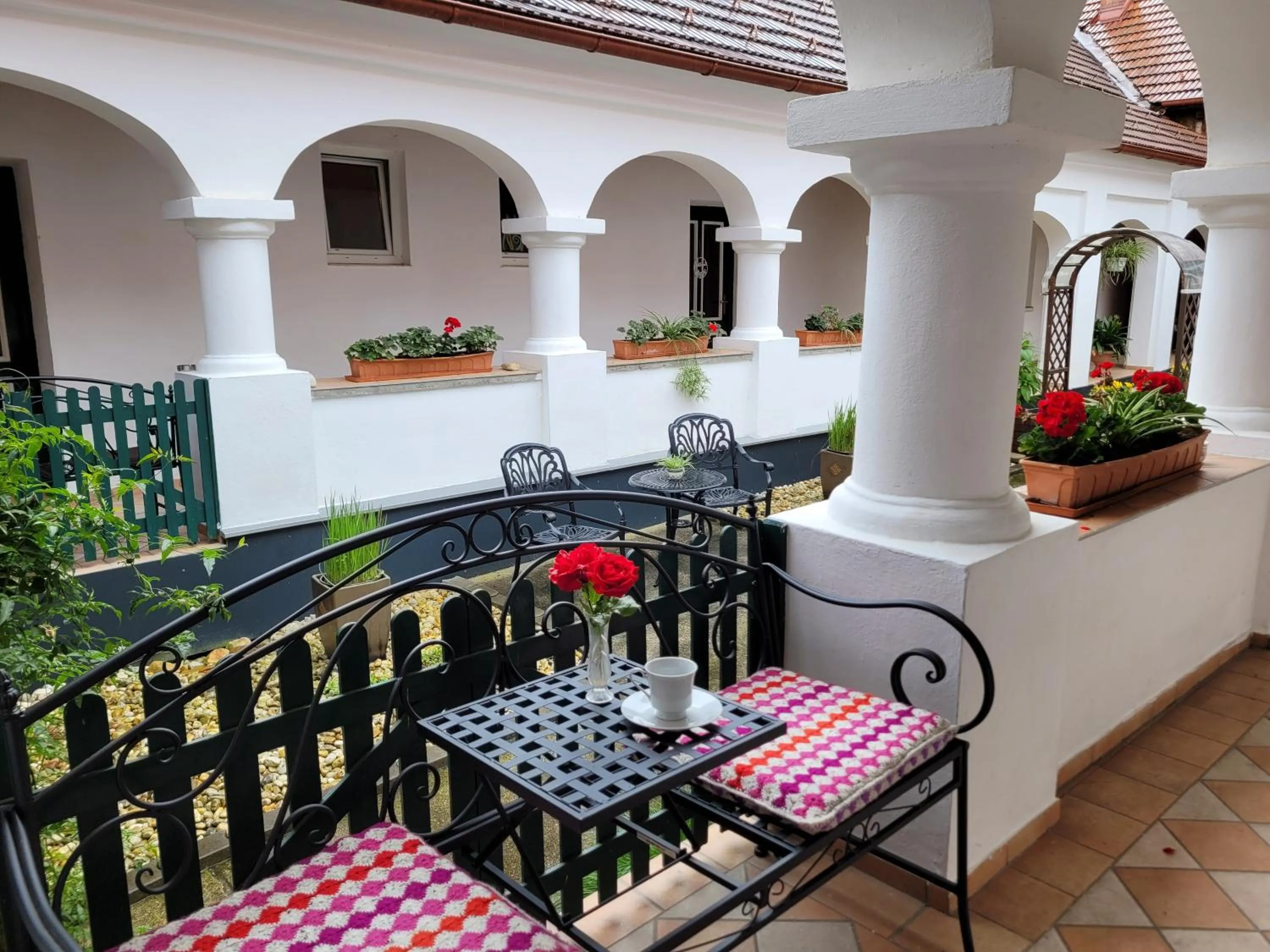Balcony/Terrace in Arkadenhof Kurtz