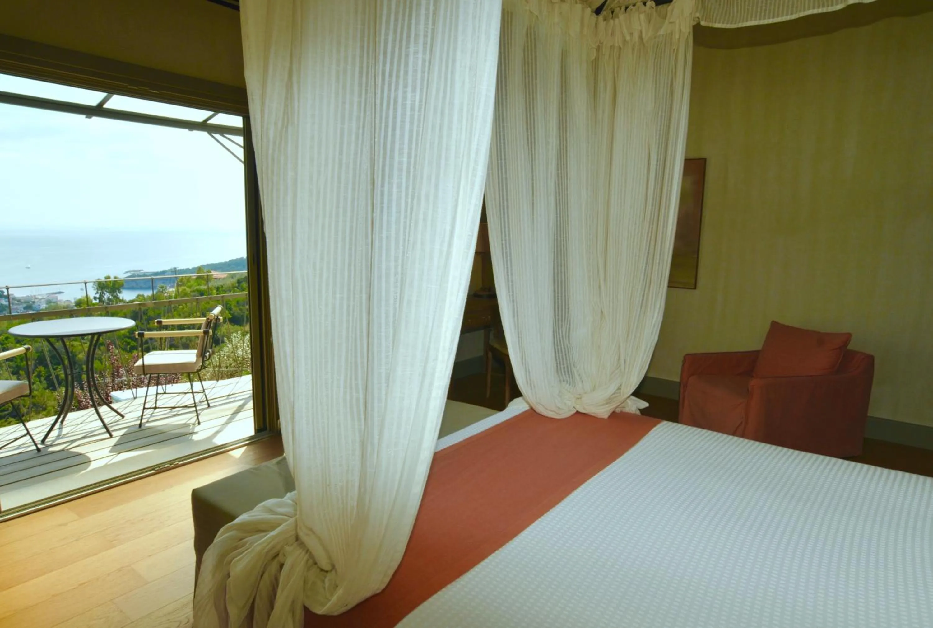 Bed in Villa Paparouna