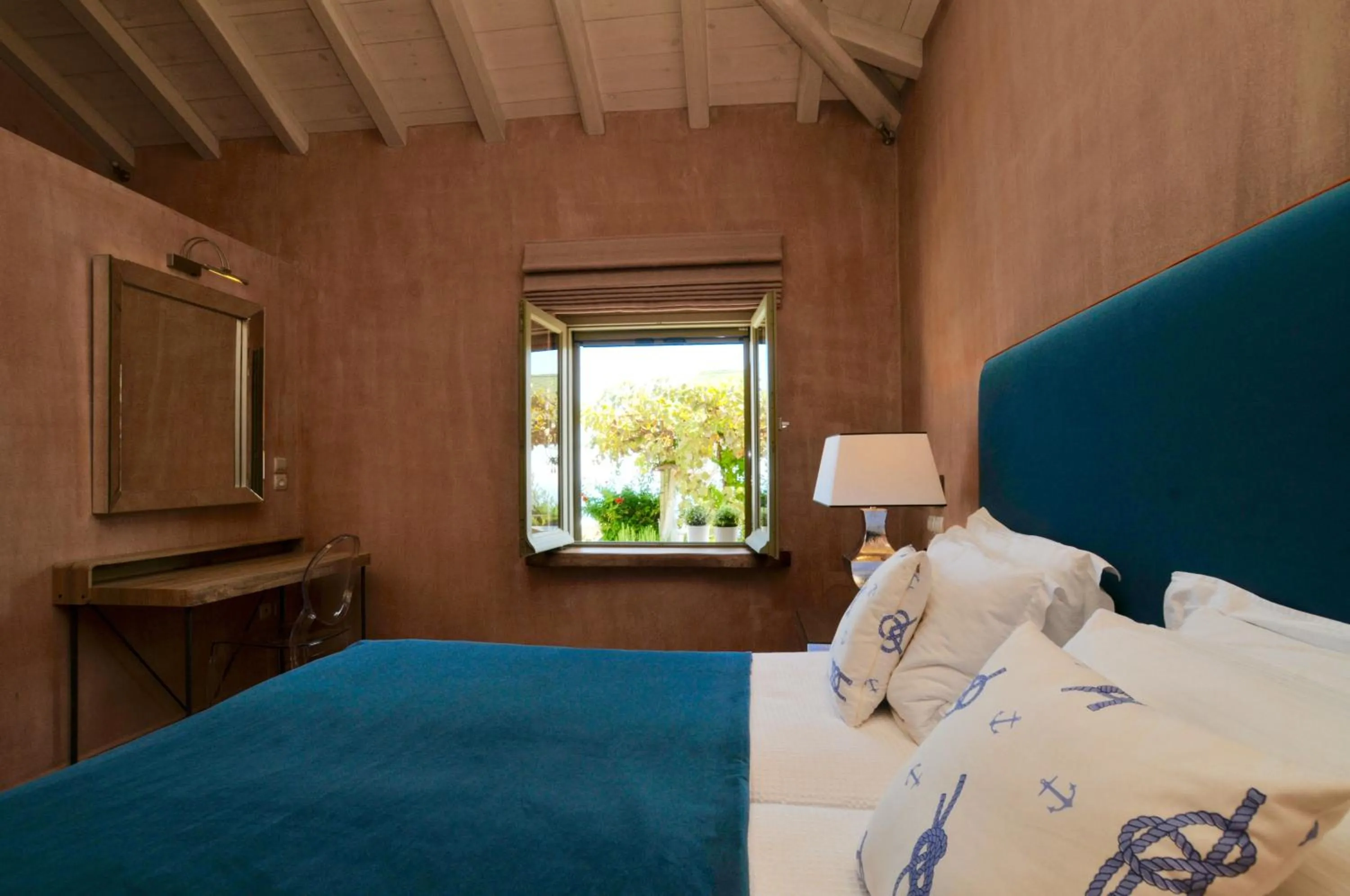 Bedroom, Bed in Villa Paparouna