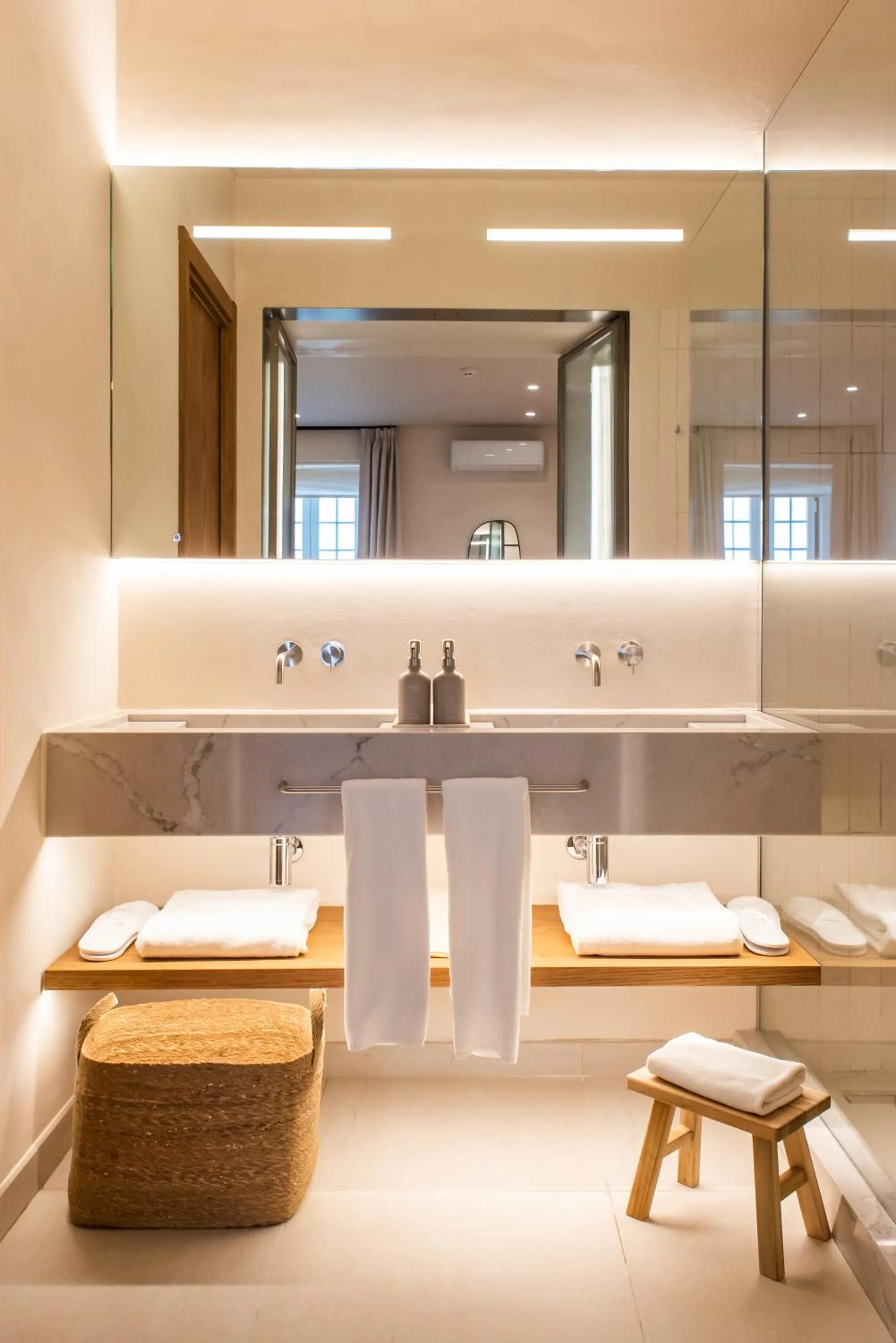 Bathroom in DOMA Portugal