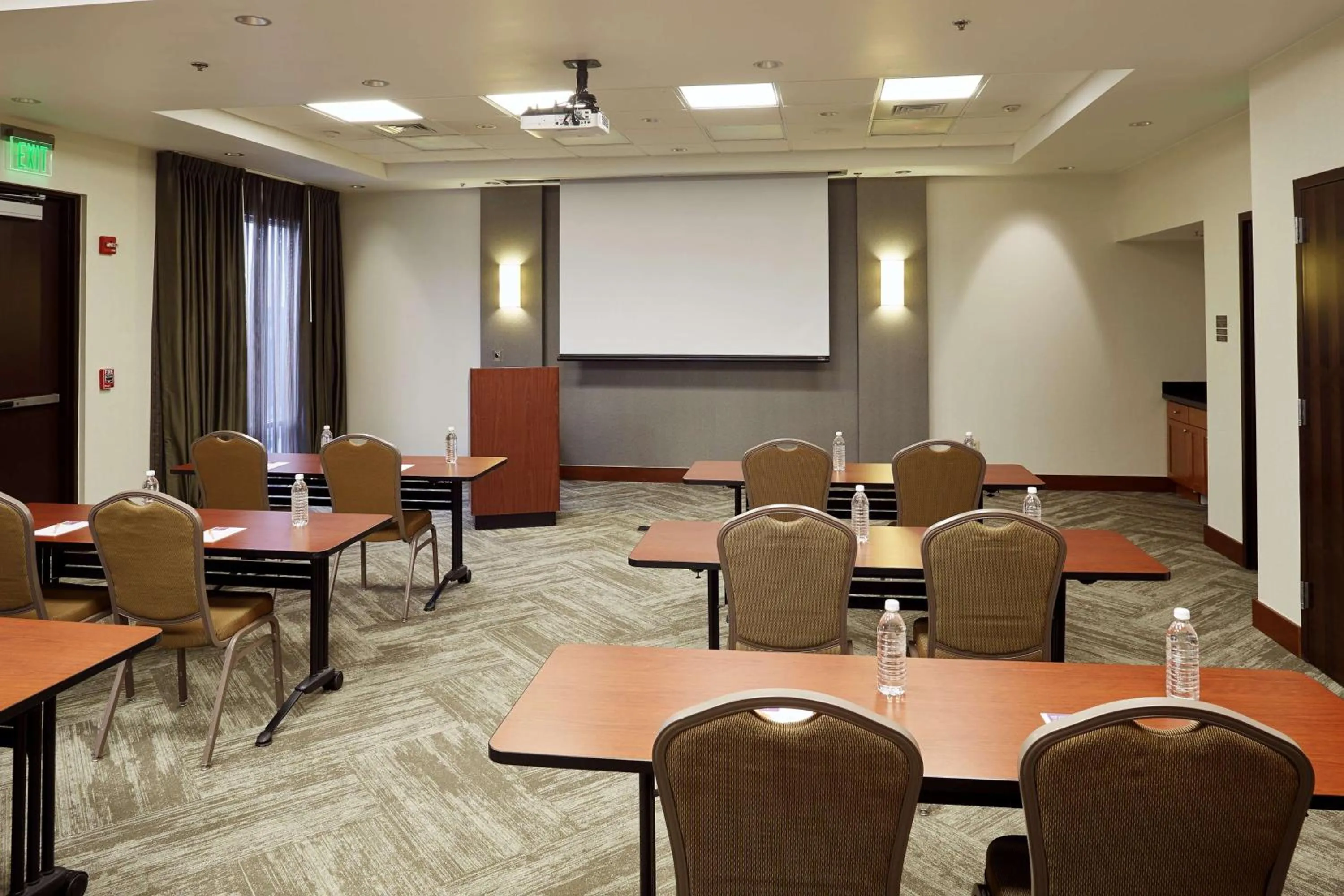 Meeting/conference room in Hyatt Place Grand Rapids South