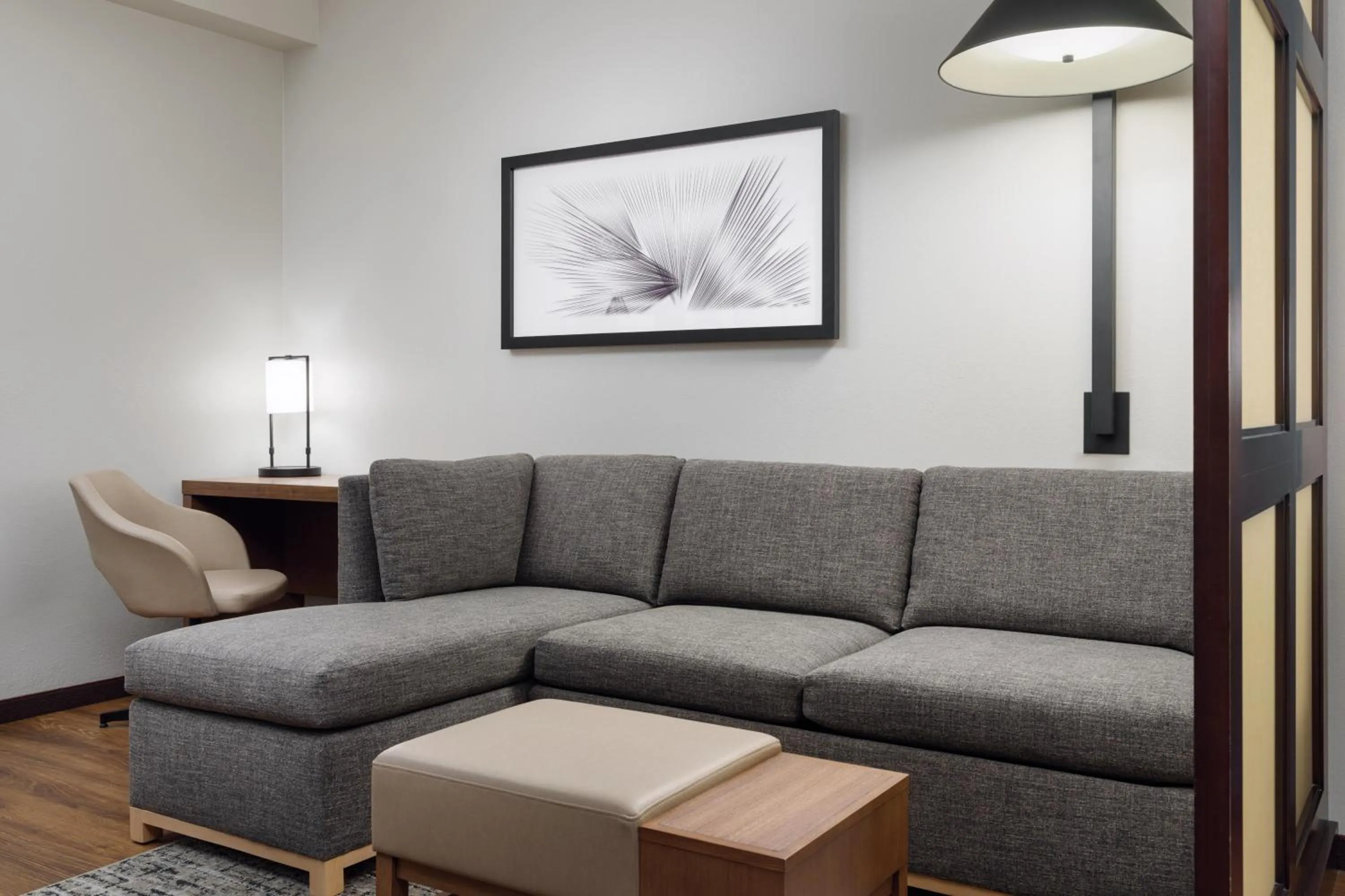 Bedroom in Hyatt Place Grand Rapids South