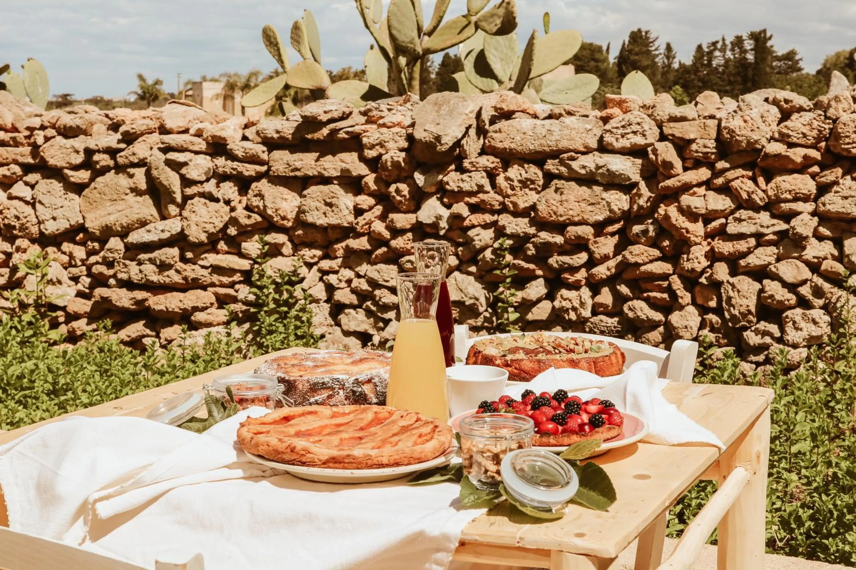 Continental breakfast in Masseria Li Foggi