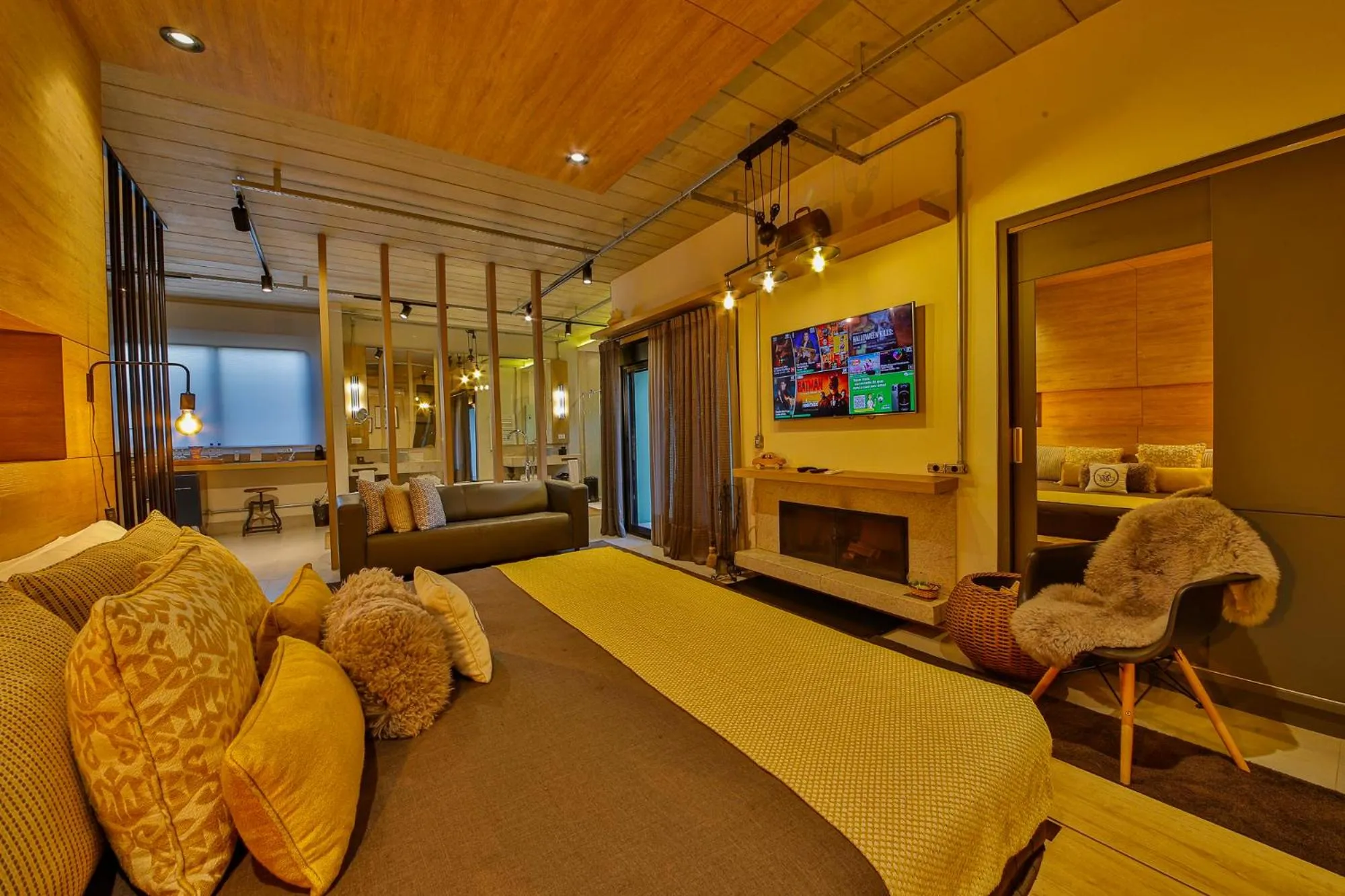 Bed in Hotel & Spa Saint Michel