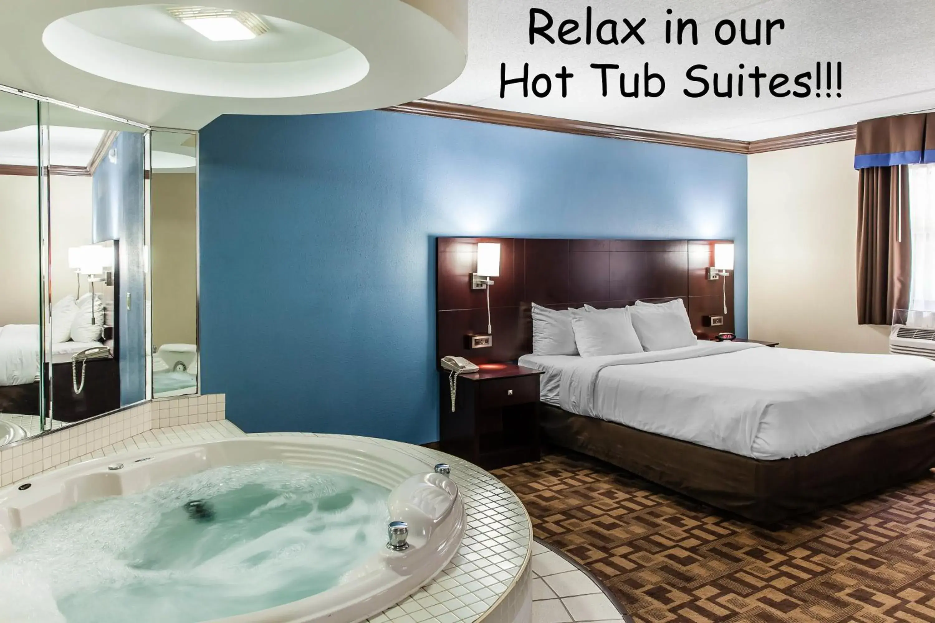 Hot Tub, Bed in Quality Inn & Suites Quakertown-Allentown Hot Tub, Bed in Quality Inn & Suites Quakertown-Allentown