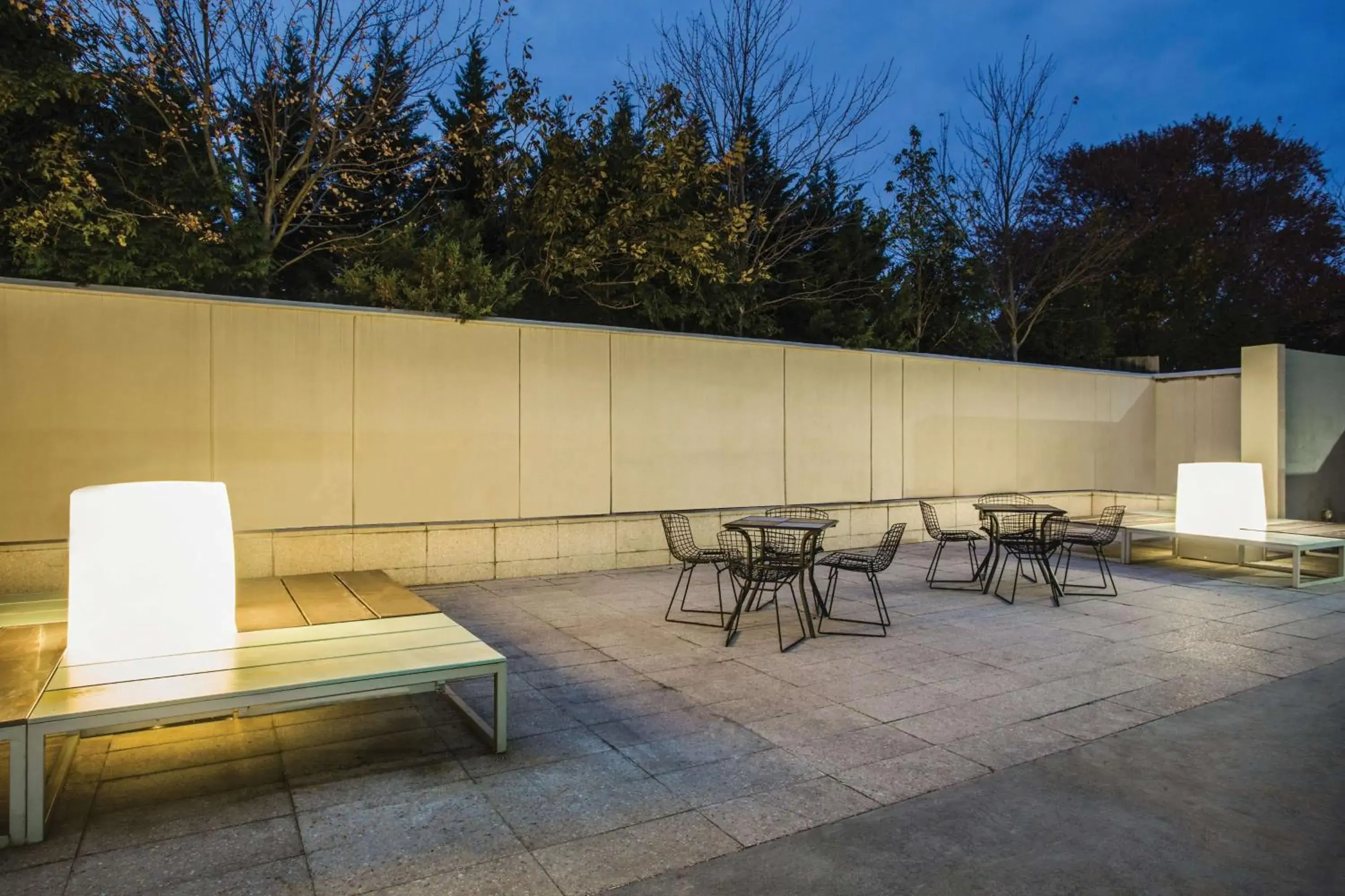 Property building in La Quinta by Wyndham Winchester Property building in La Quinta by Wyndham Winchester