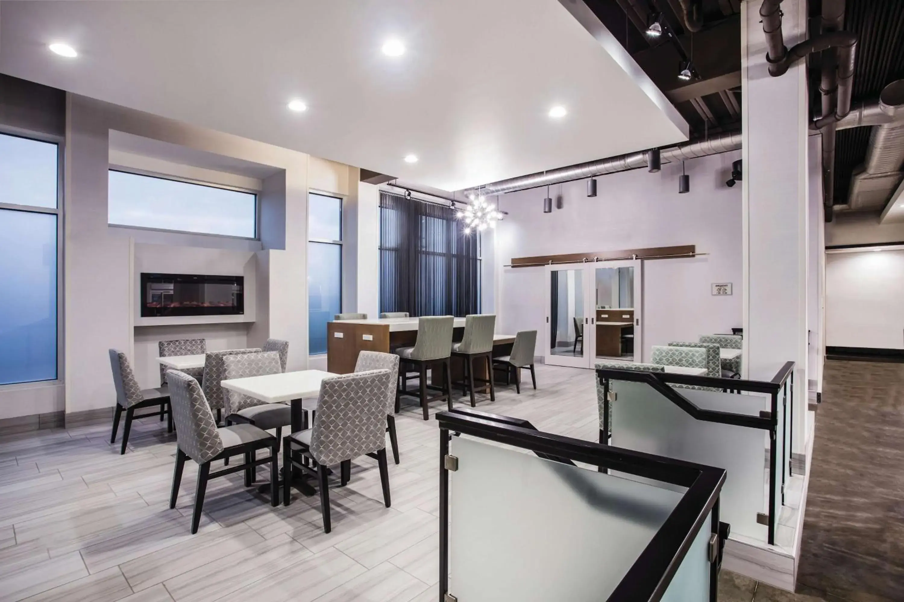 Restaurant/places to eat in La Quinta by Wyndham Winchester Restaurant/places to eat in La Quinta by Wyndham Winchester