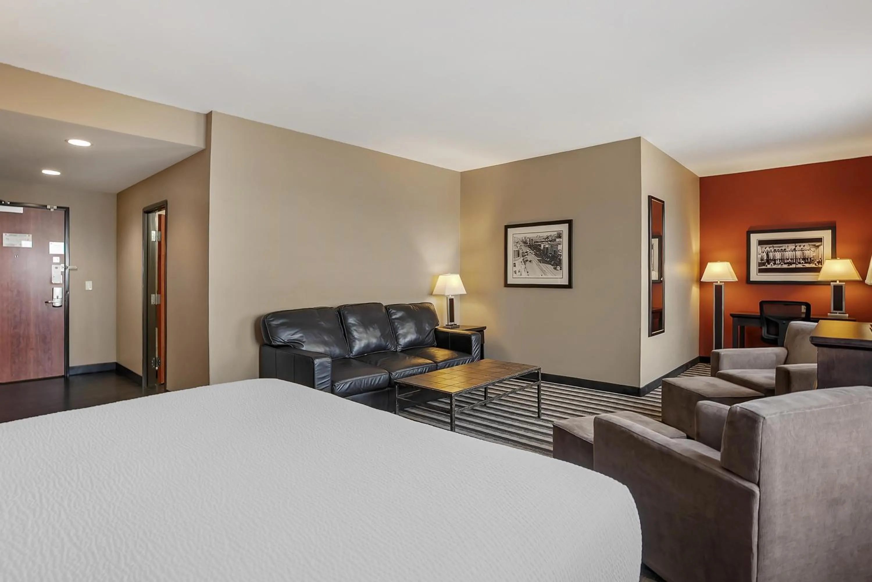 Bedroom, Bed in Best Western Blairmore