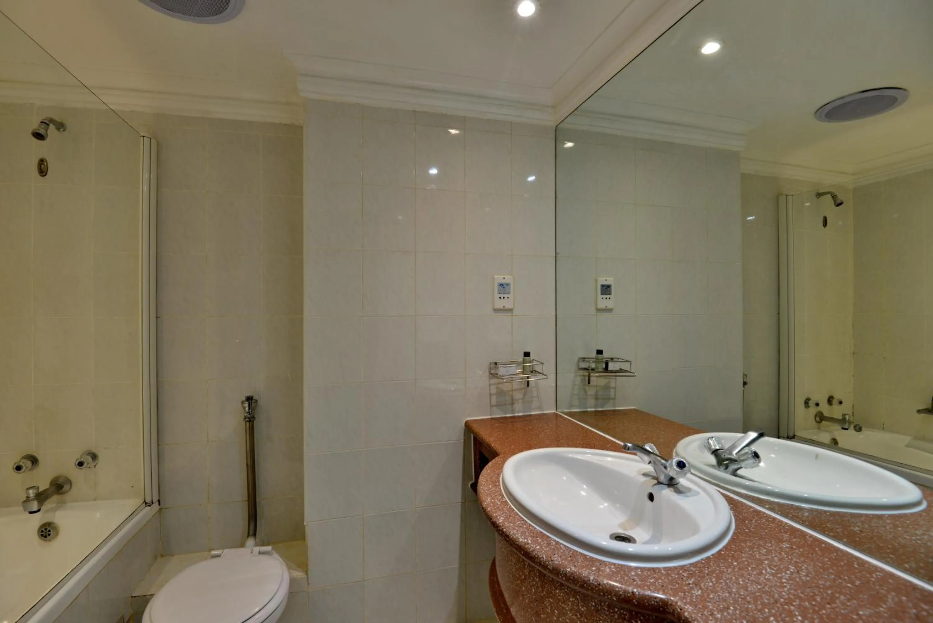 Toilet in The Capetonian - Halal