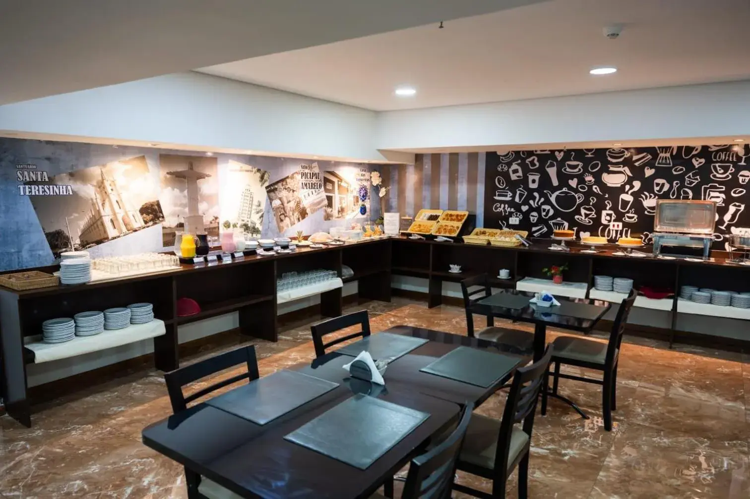 Restaurant/places to eat in Olavo Bilac Hotel Restaurant/places to eat in Olavo Bilac Hotel