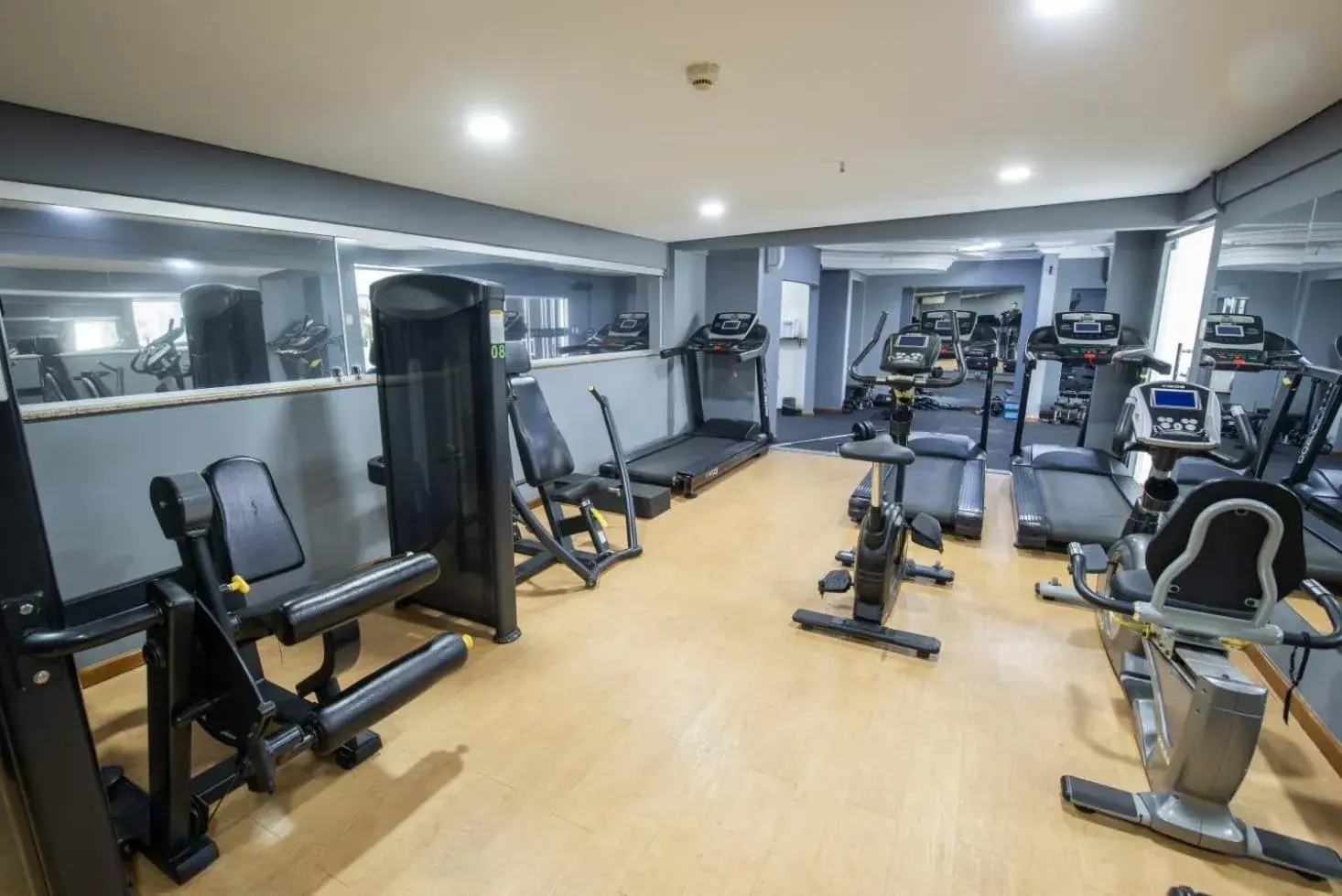Fitness centre/facilities in Olavo Bilac Hotel Fitness centre/facilities in Olavo Bilac Hotel