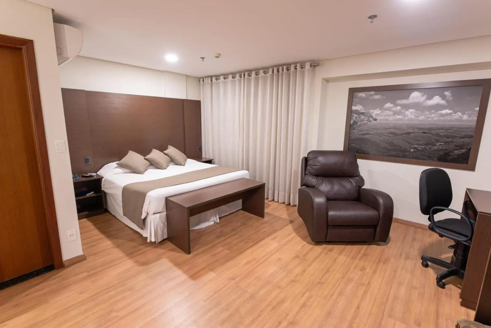 Bed in Olavo Bilac Hotel