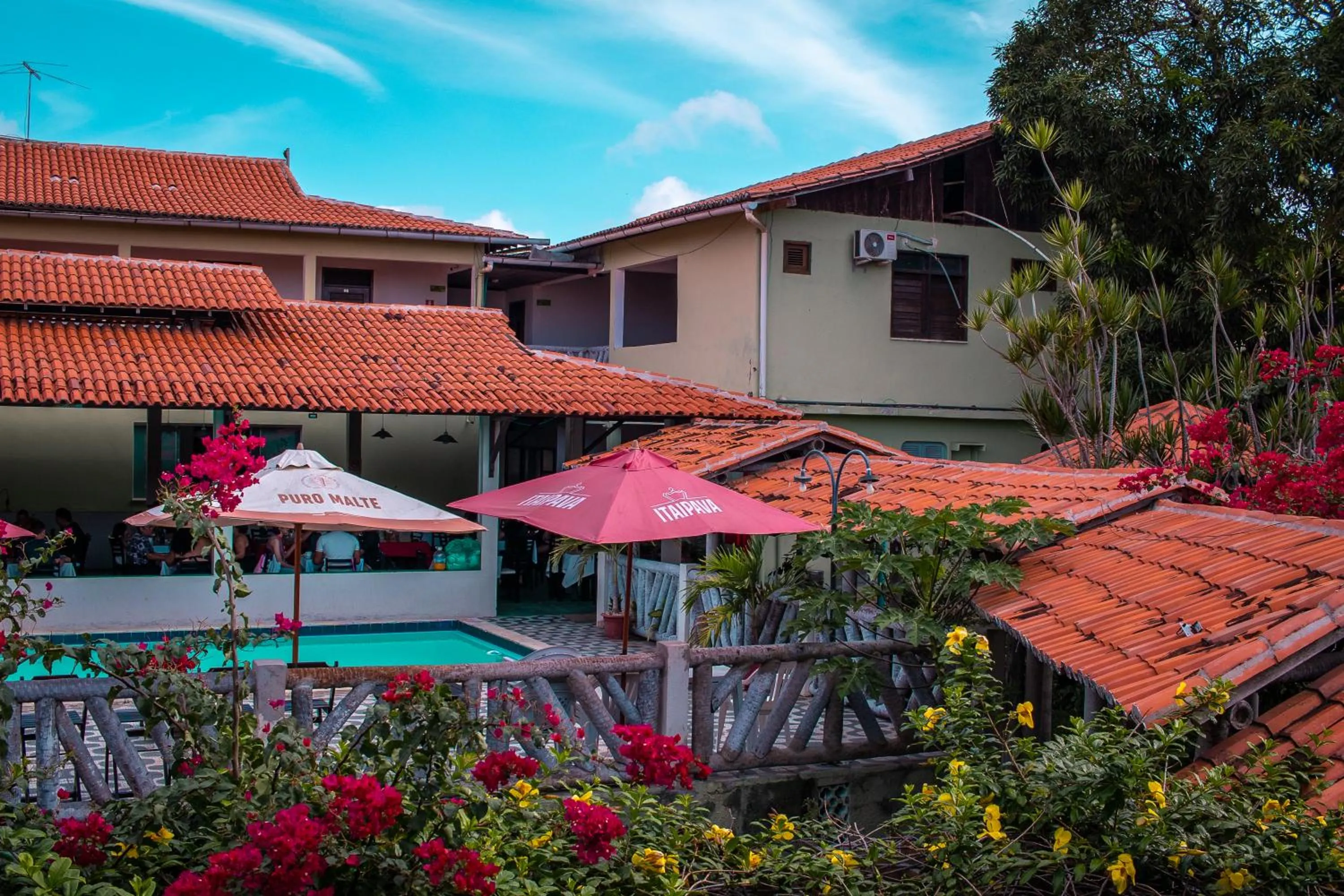 Swimming pool in Hotel Pousada Dos Ventos