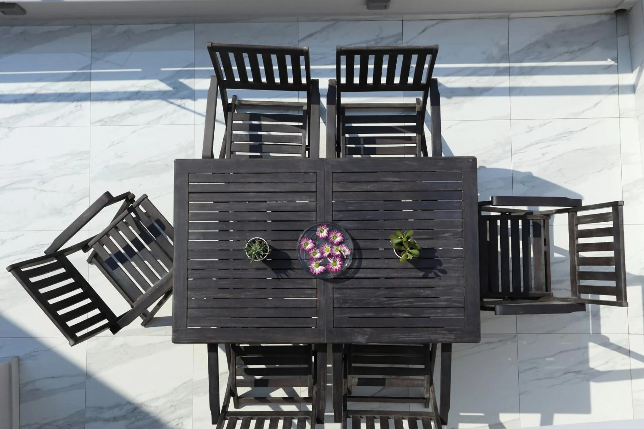 Balcony/Terrace in V1935 Luxurious Apartments