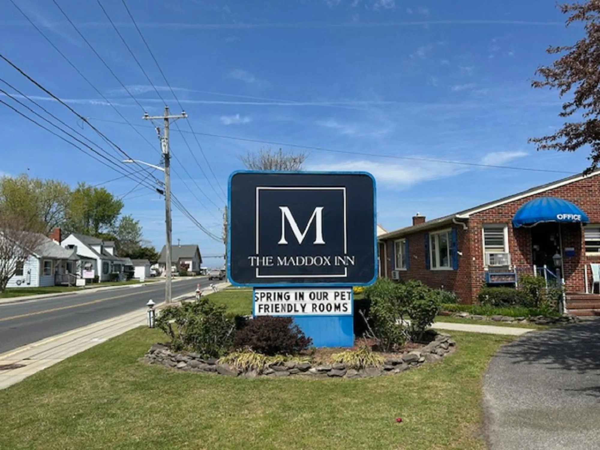 Property building in The Maddox Inn