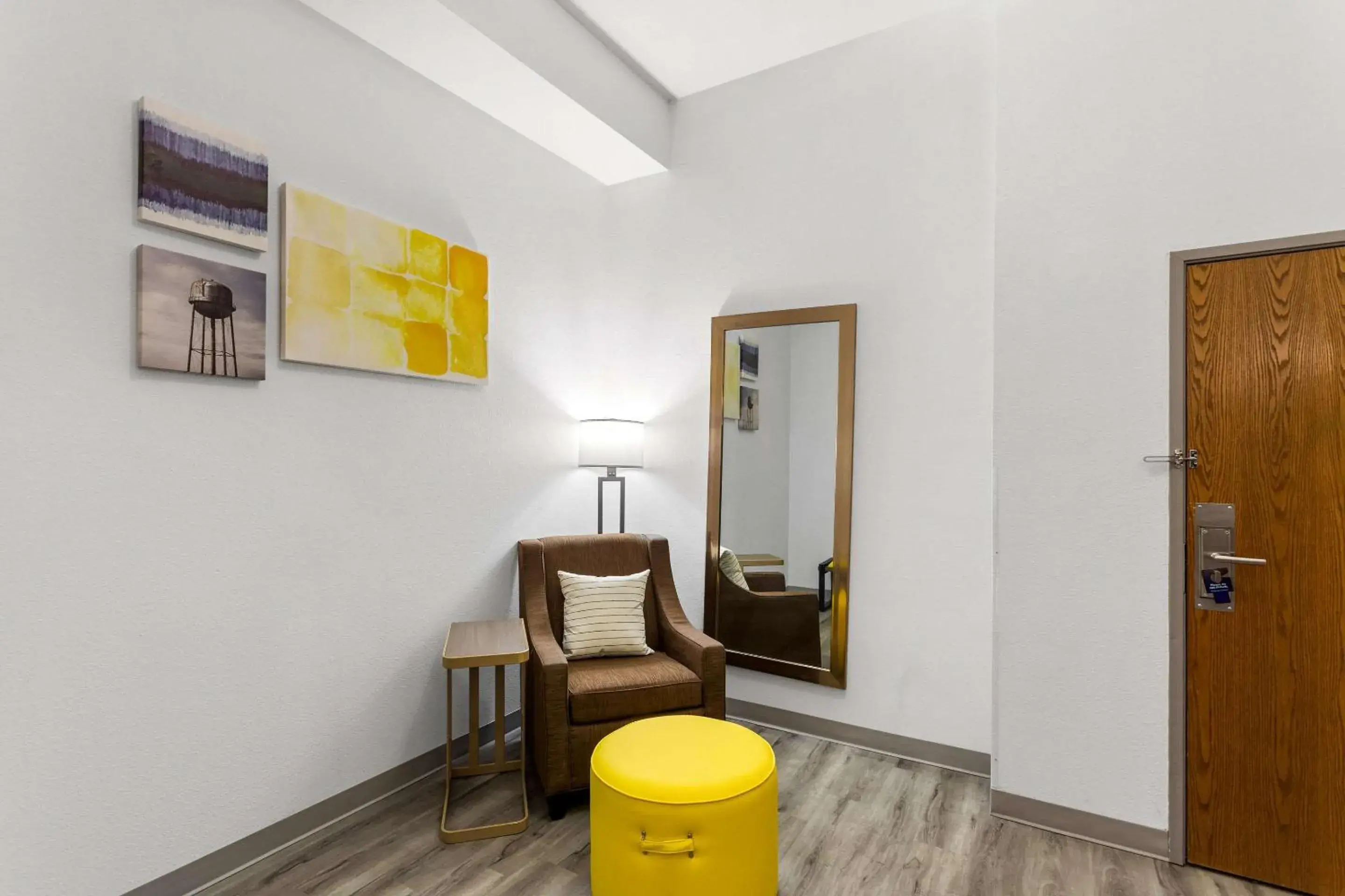 King Suite - Accessible/Non-Smoking in Comfort Inn & Suites Kenosha-Pleasant Prairie King Suite - Accessible/Non-Smoking in Comfort Inn & Suites Kenosha-Pleasant Prairie