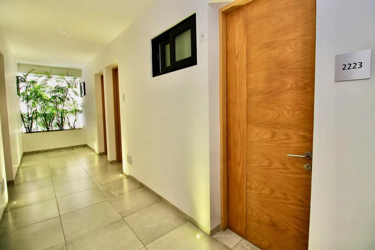 Property building in Menesse the City by Casago