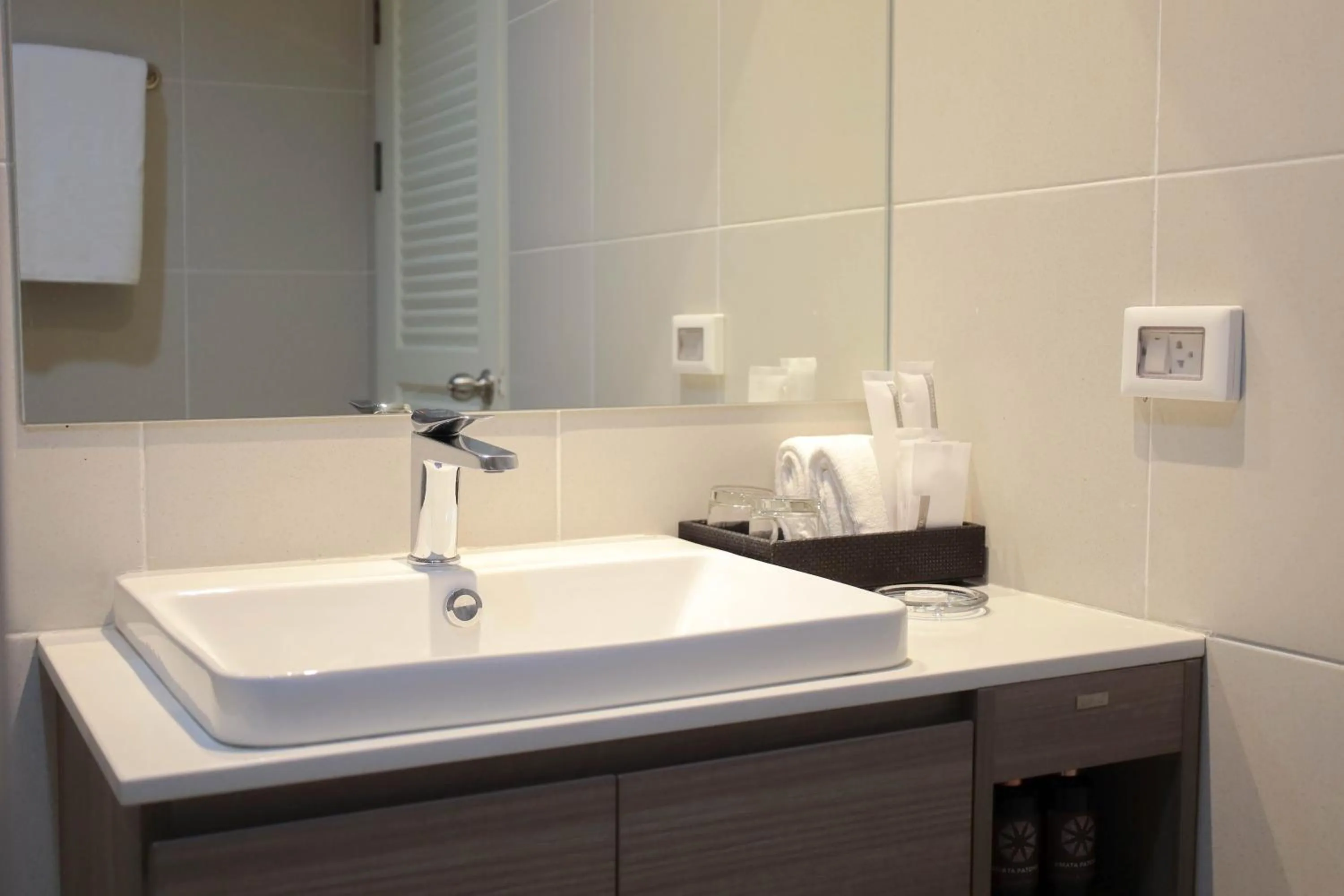 Bathroom in Amata Patong