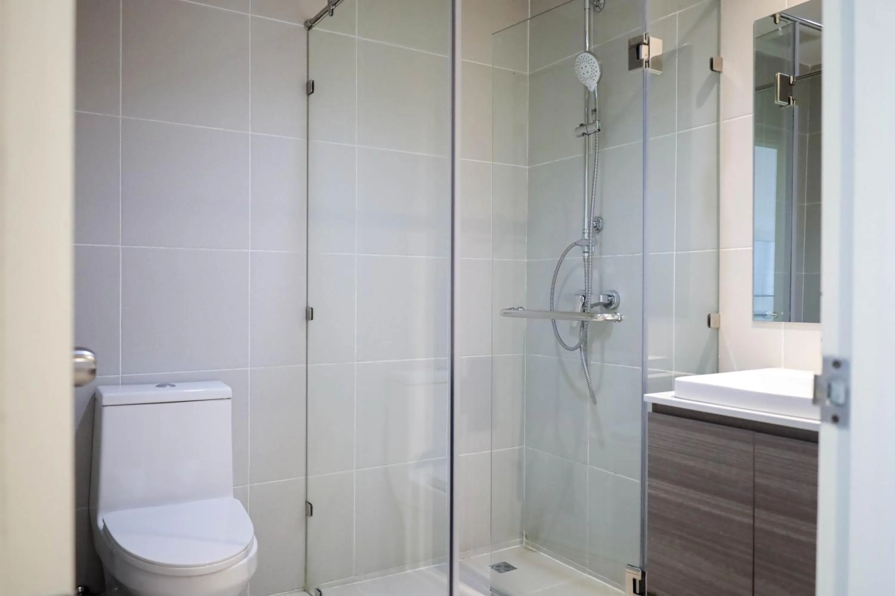 Bathroom in Amata Patong