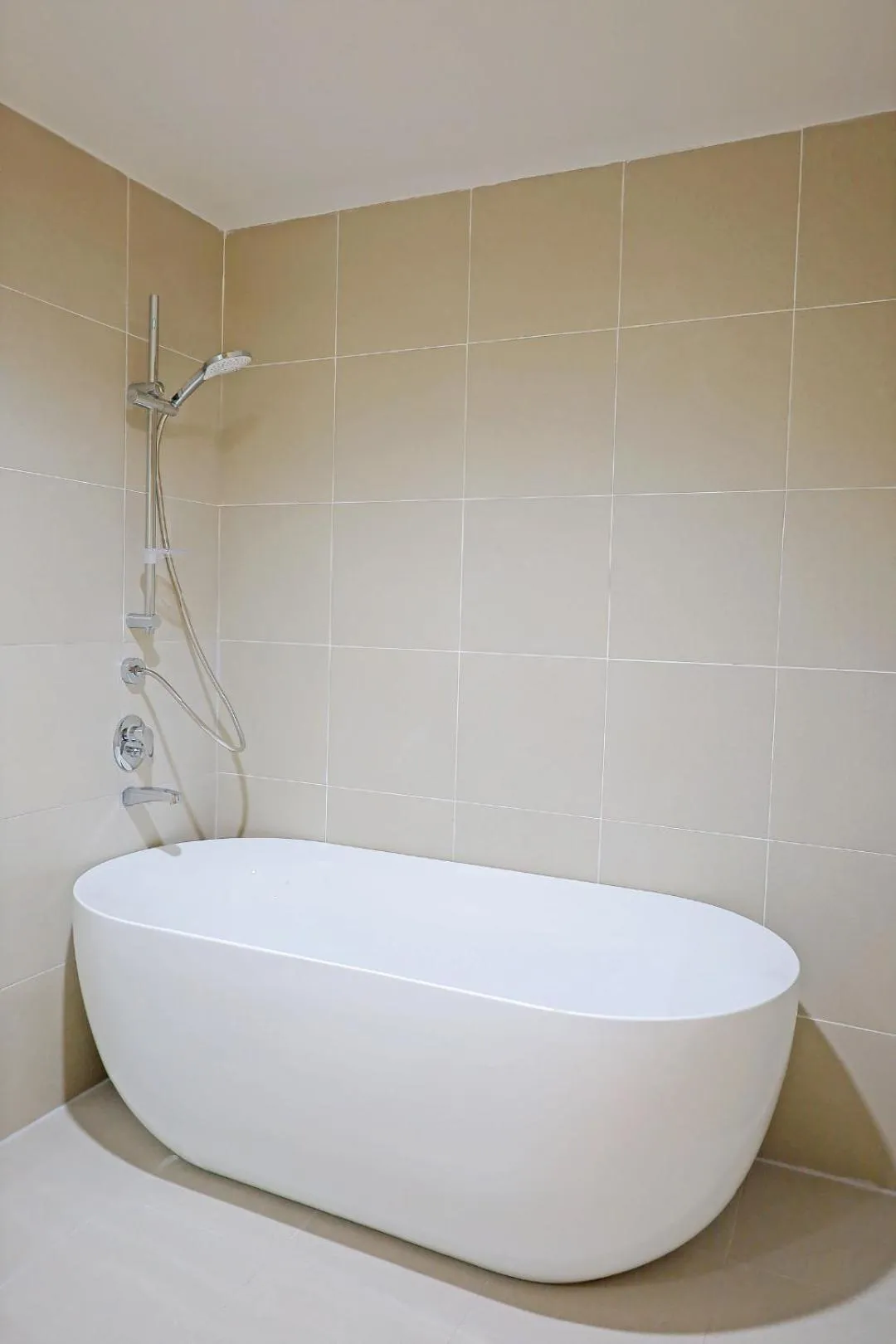 Bath in Amata Patong