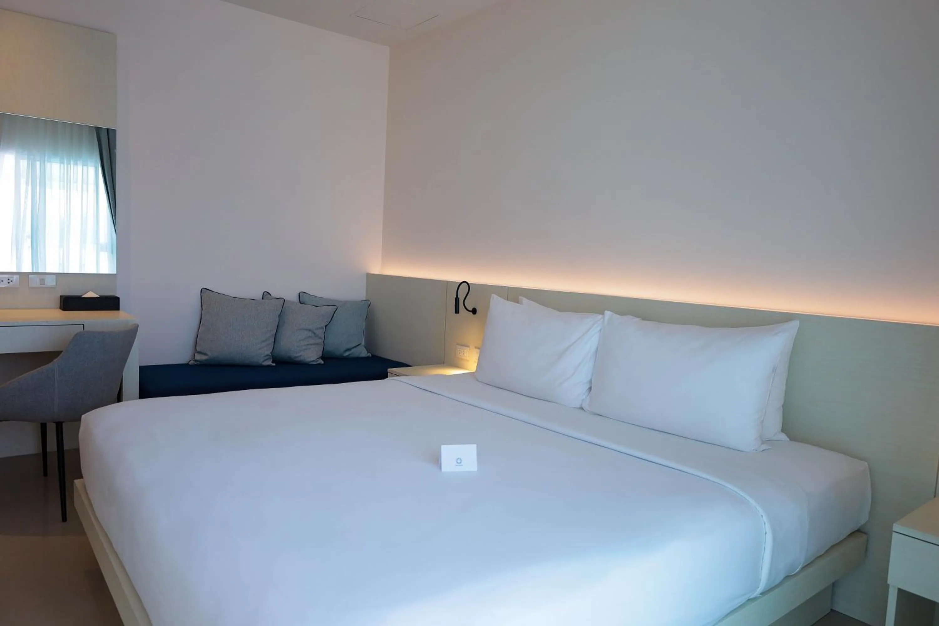 Bedroom, Bed in Amata Patong