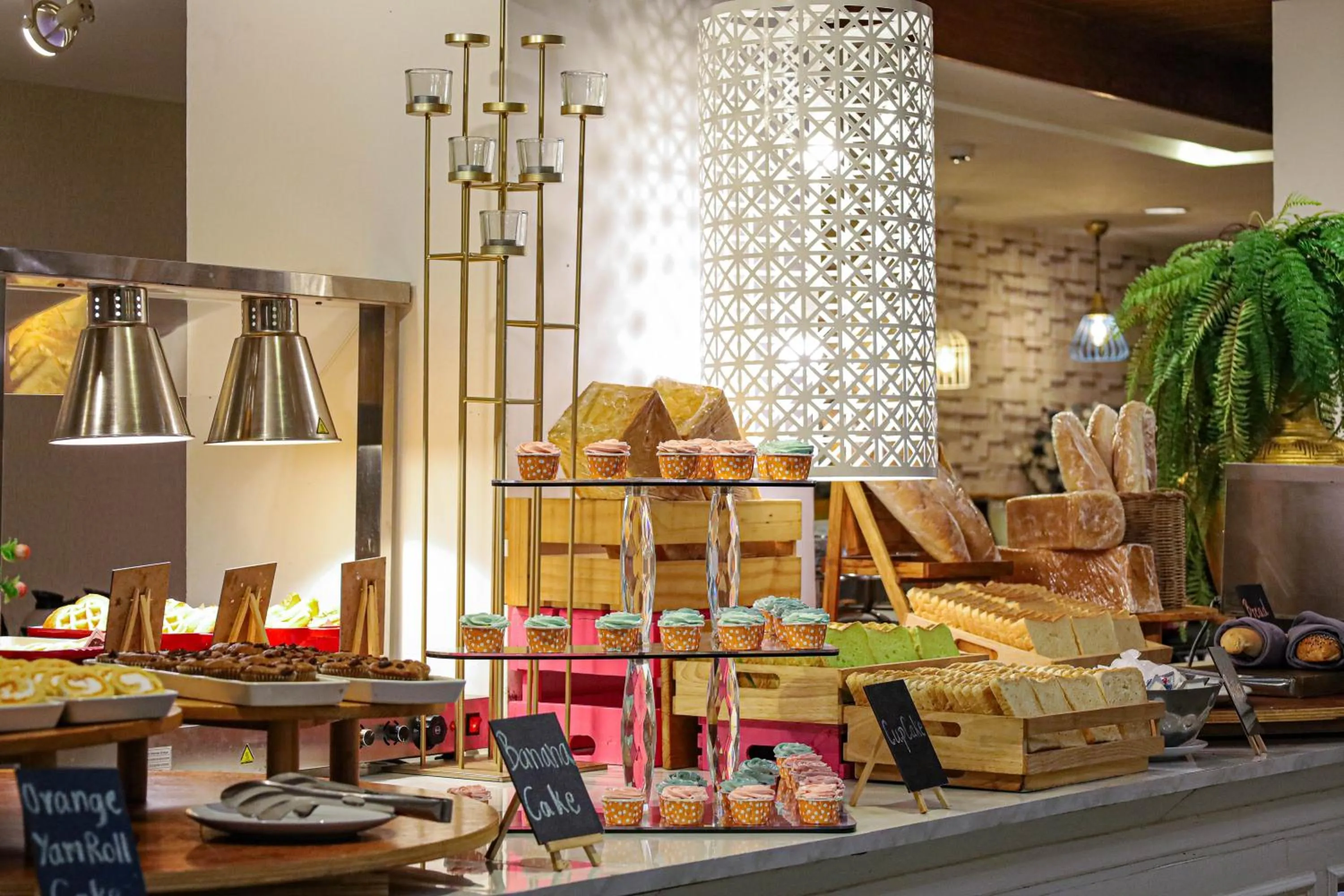 Breakfast in Amata Patong