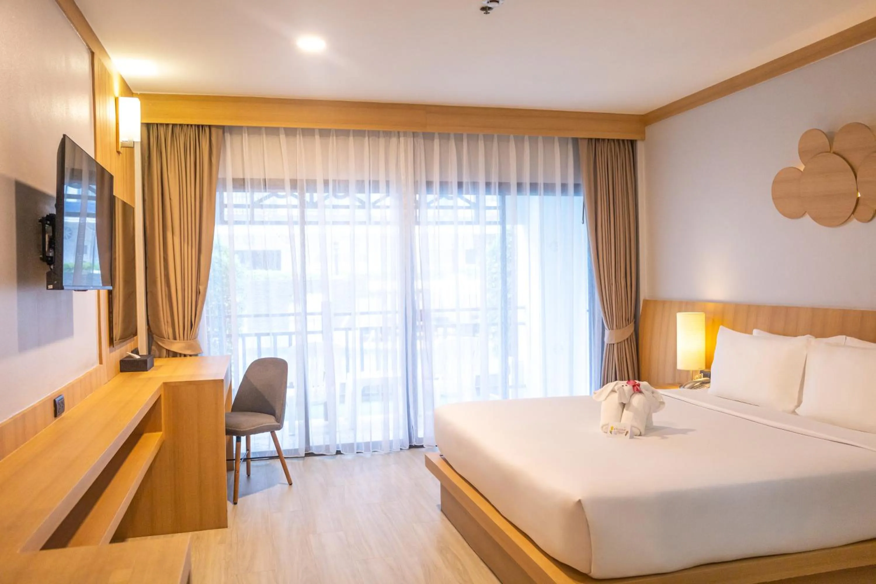 Bedroom, Bed in Amata Patong