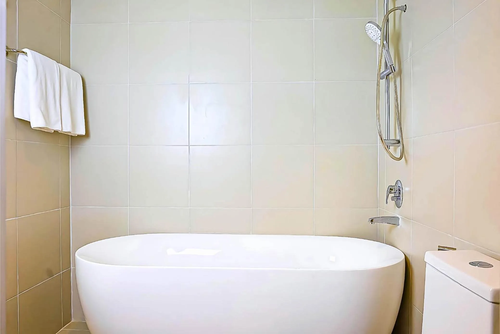 Bath in Amata Patong