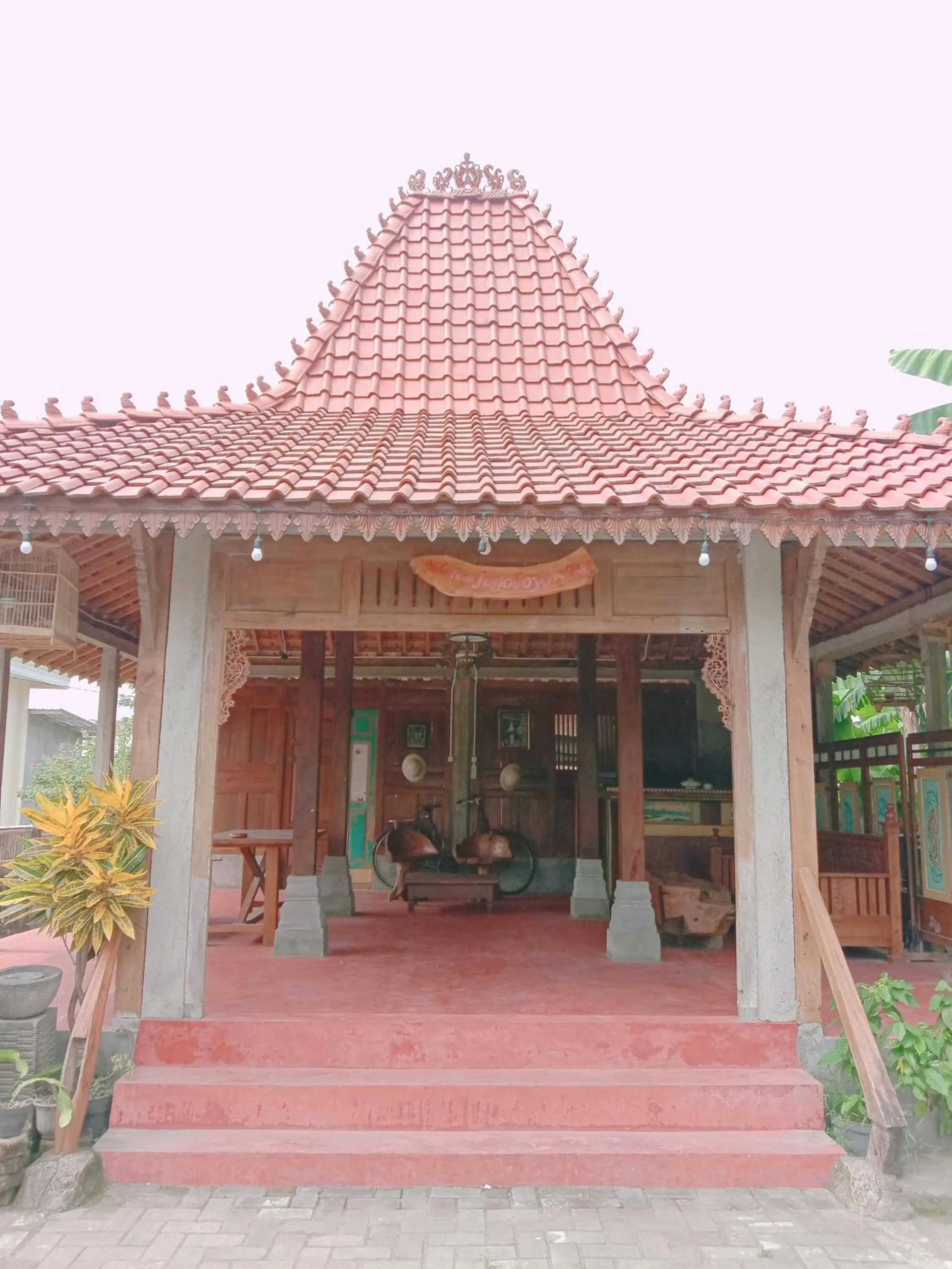 Rumah Ukhi Guest House
