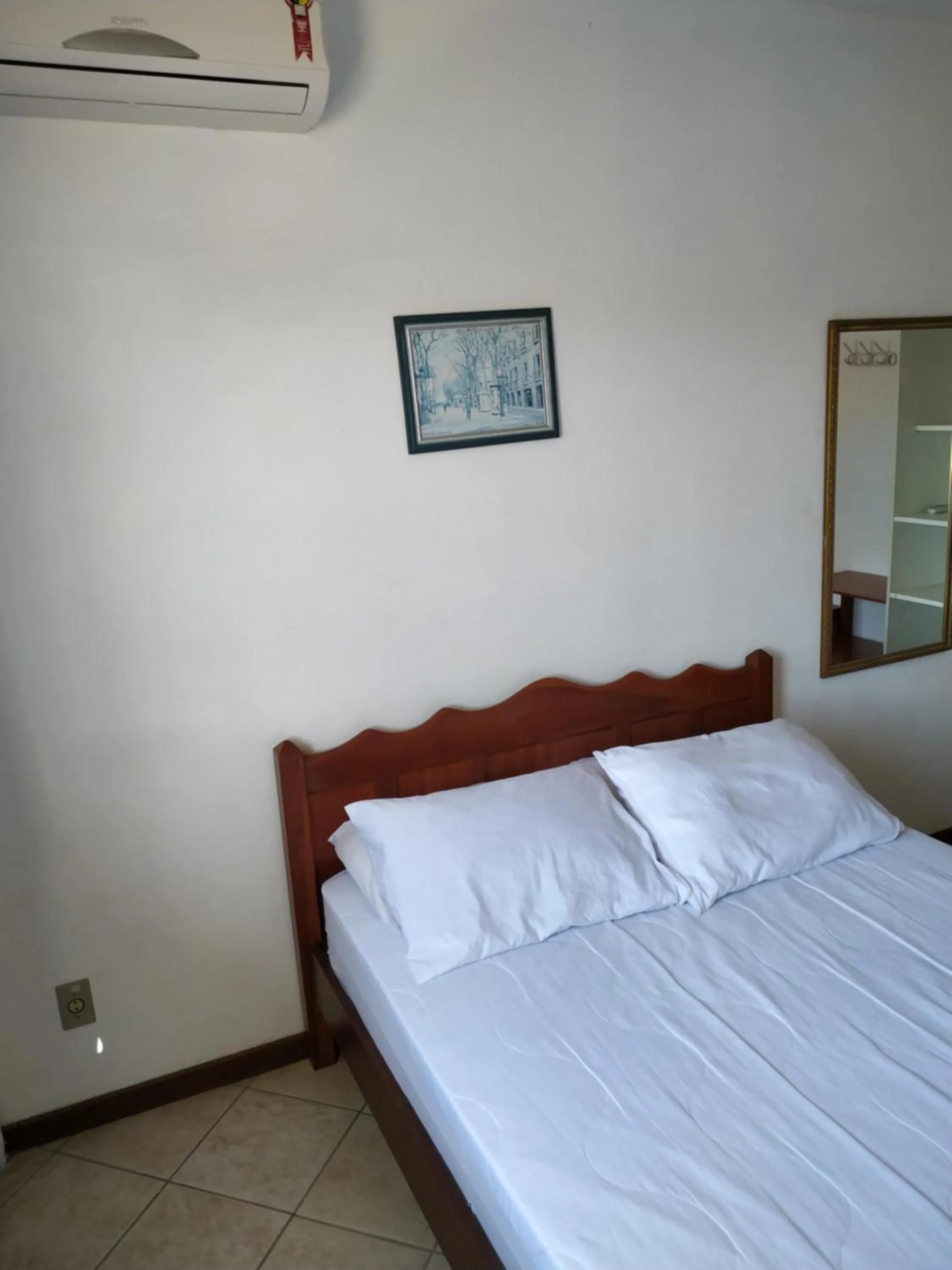 Bed in Residencial Praia Bombas