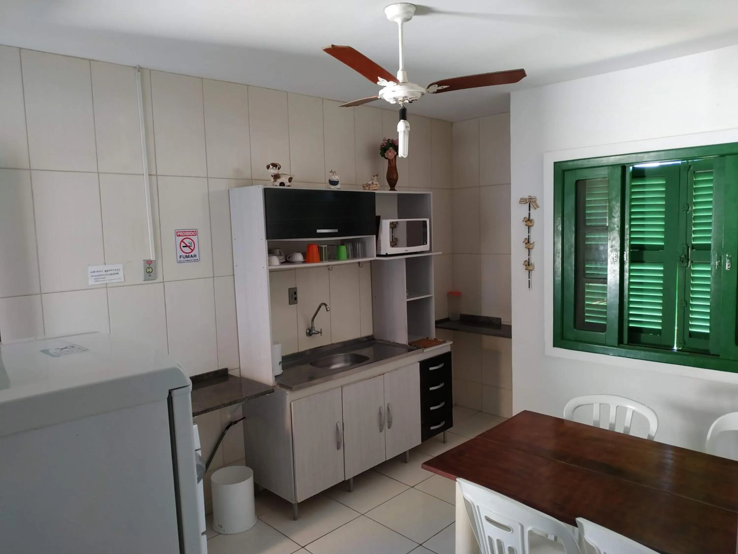 Kitchen or kitchenette in Residencial Praia Bombas