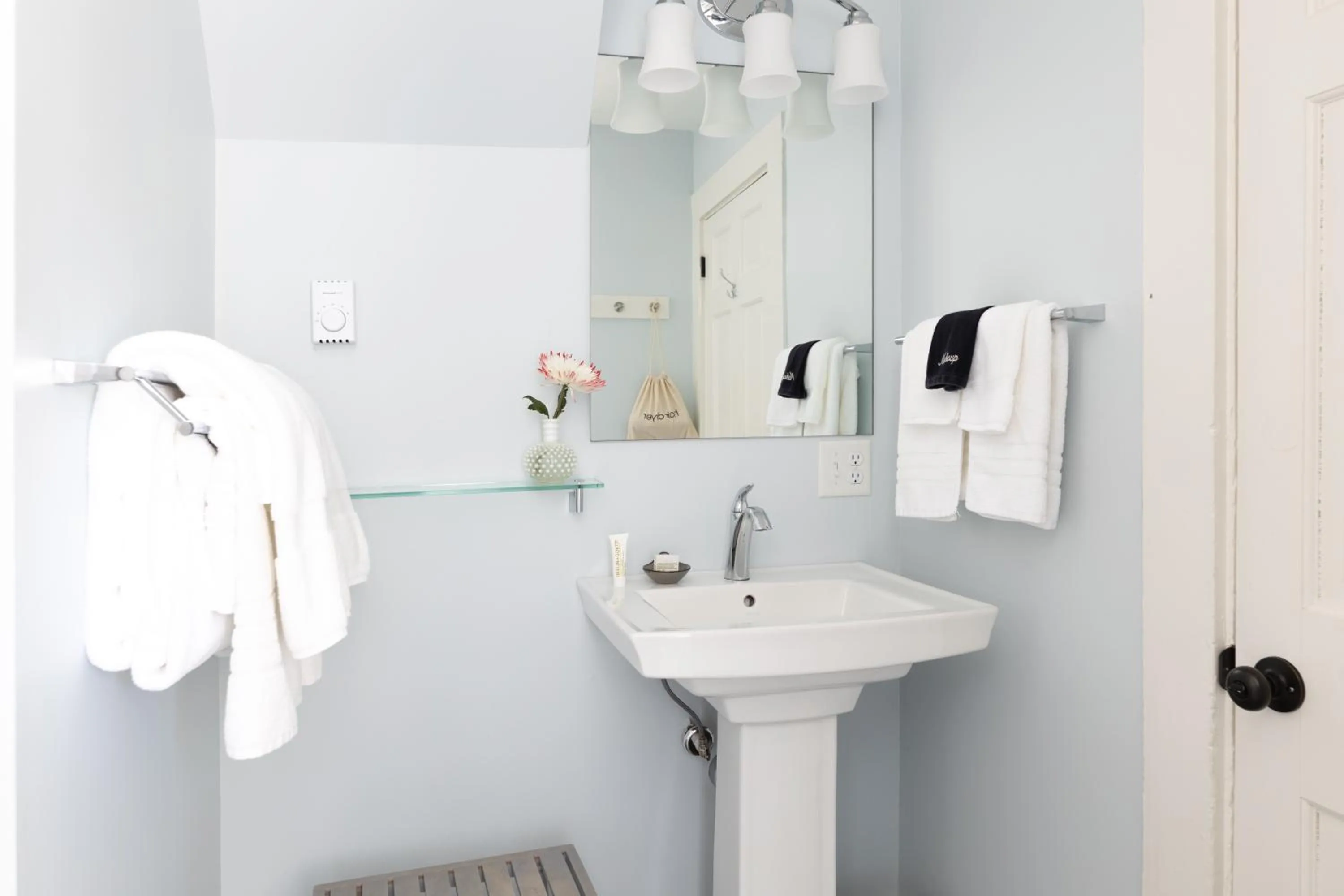 Bathroom in The Sailmaker's House