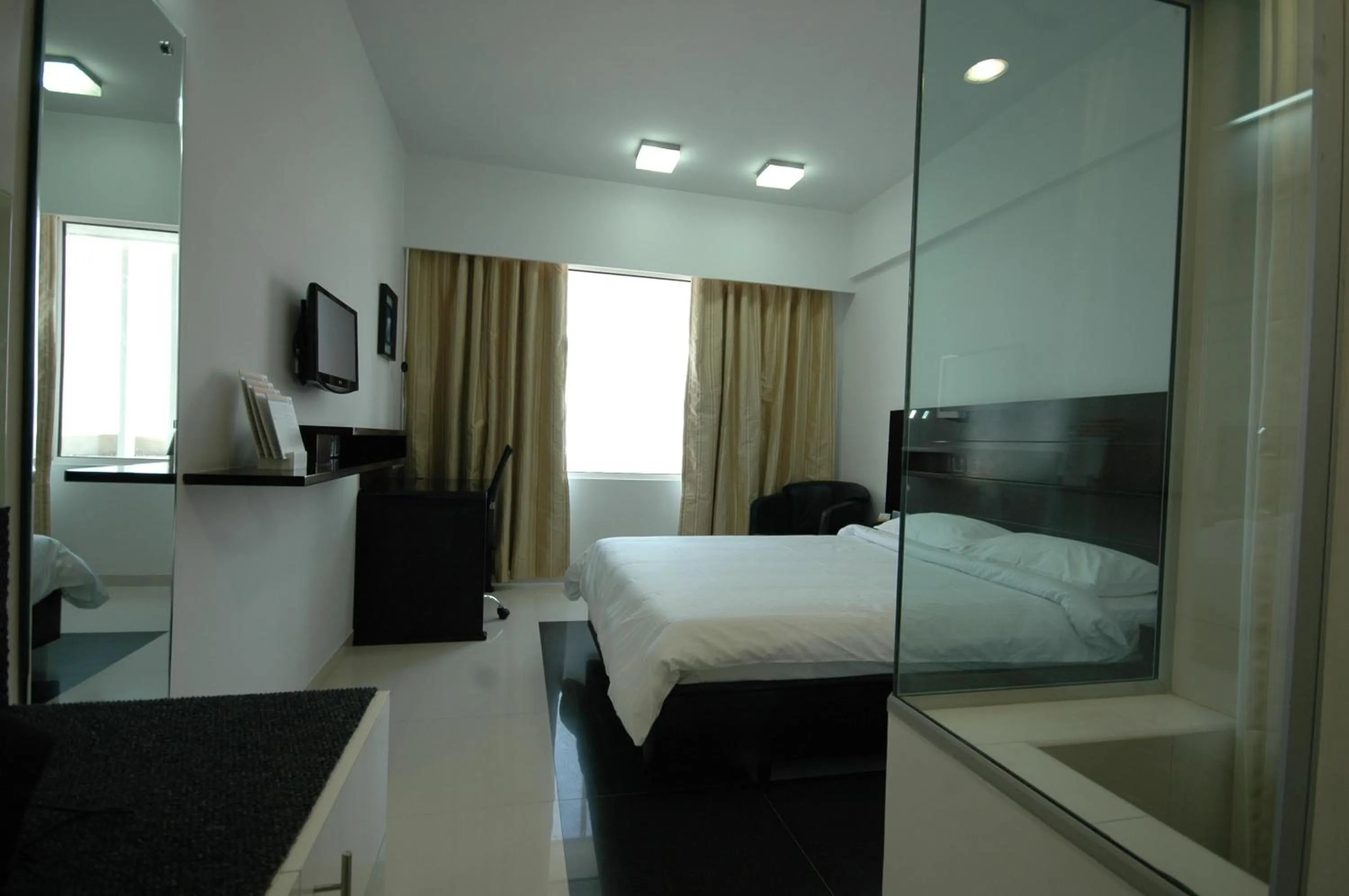 Bedroom, Bed in Keys Select by Lemon Tree Hotels, Ludhiana