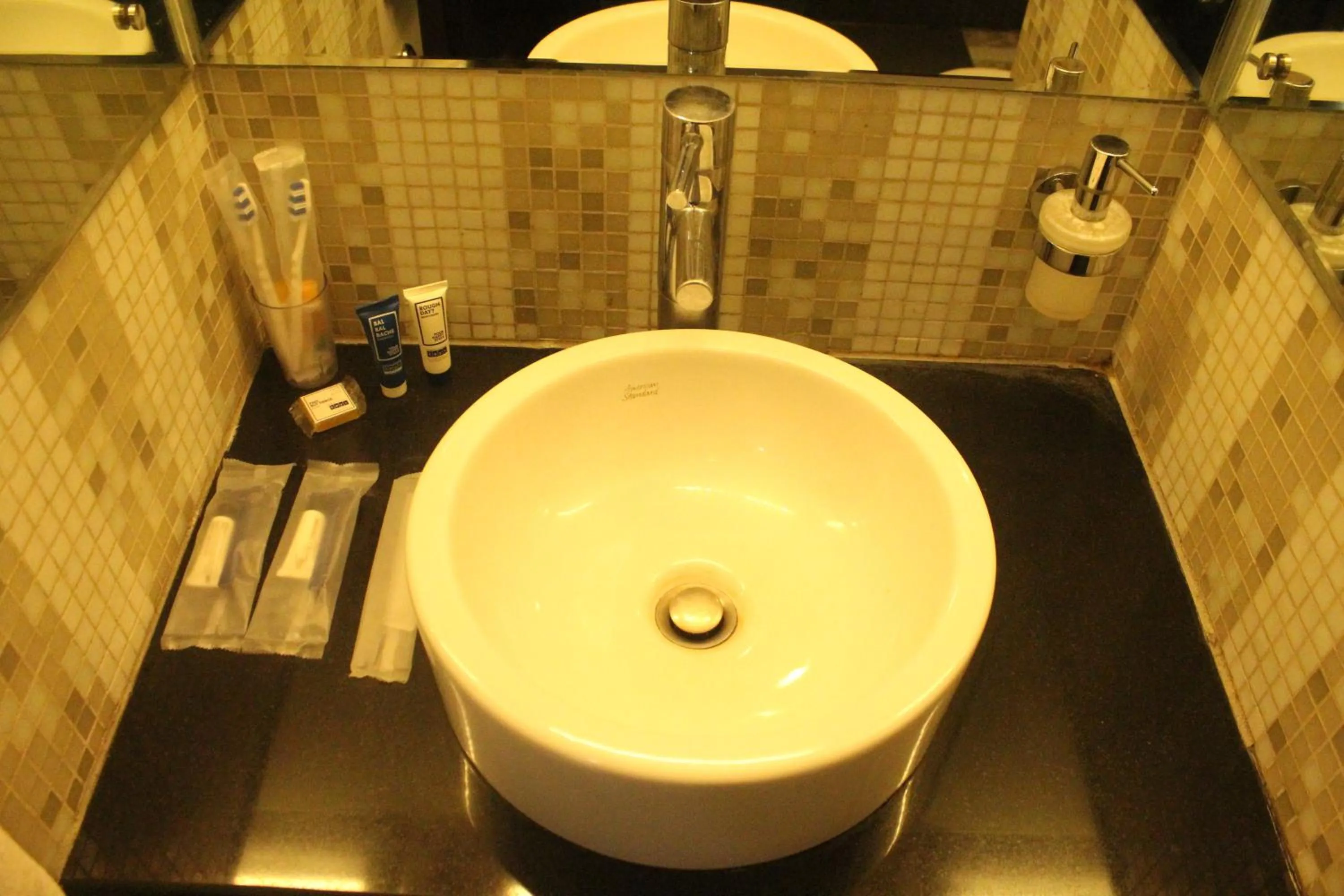 Bathroom in Keys Select by Lemon Tree Hotels, Ludhiana