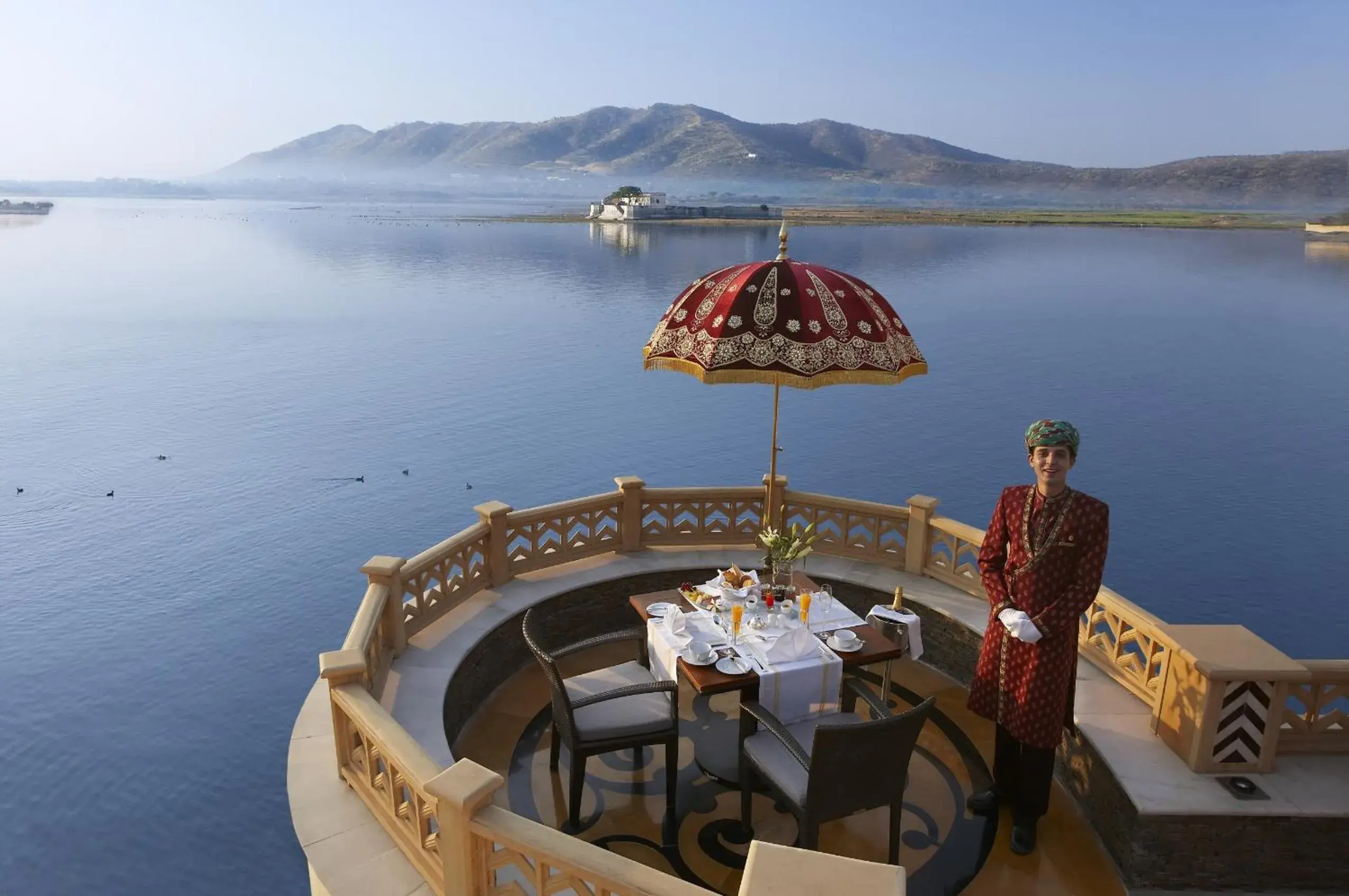 Restaurant/places to eat in The Leela Palace Udaipur Restaurant/places to eat in The Leela Palace Udaipur